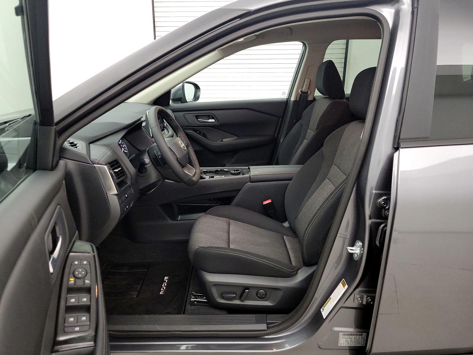 Thumbnail: 2026 Nissan Rogue - 11