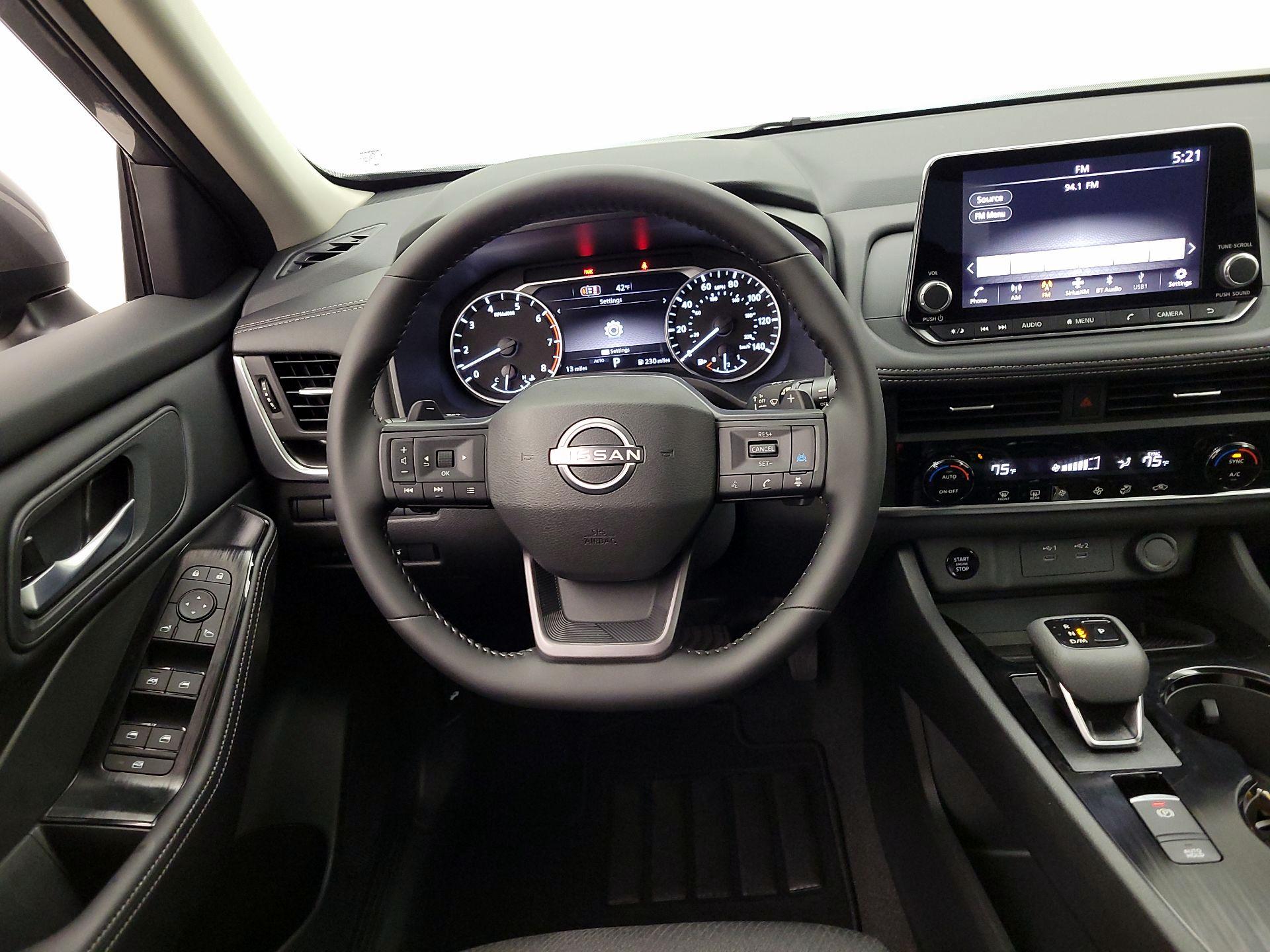 Thumbnail: 2026 Nissan Rogue - 10