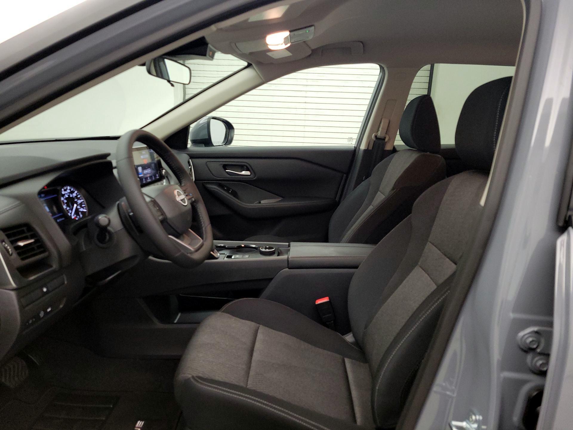 Thumbnail: 2026 Nissan Rogue - 11