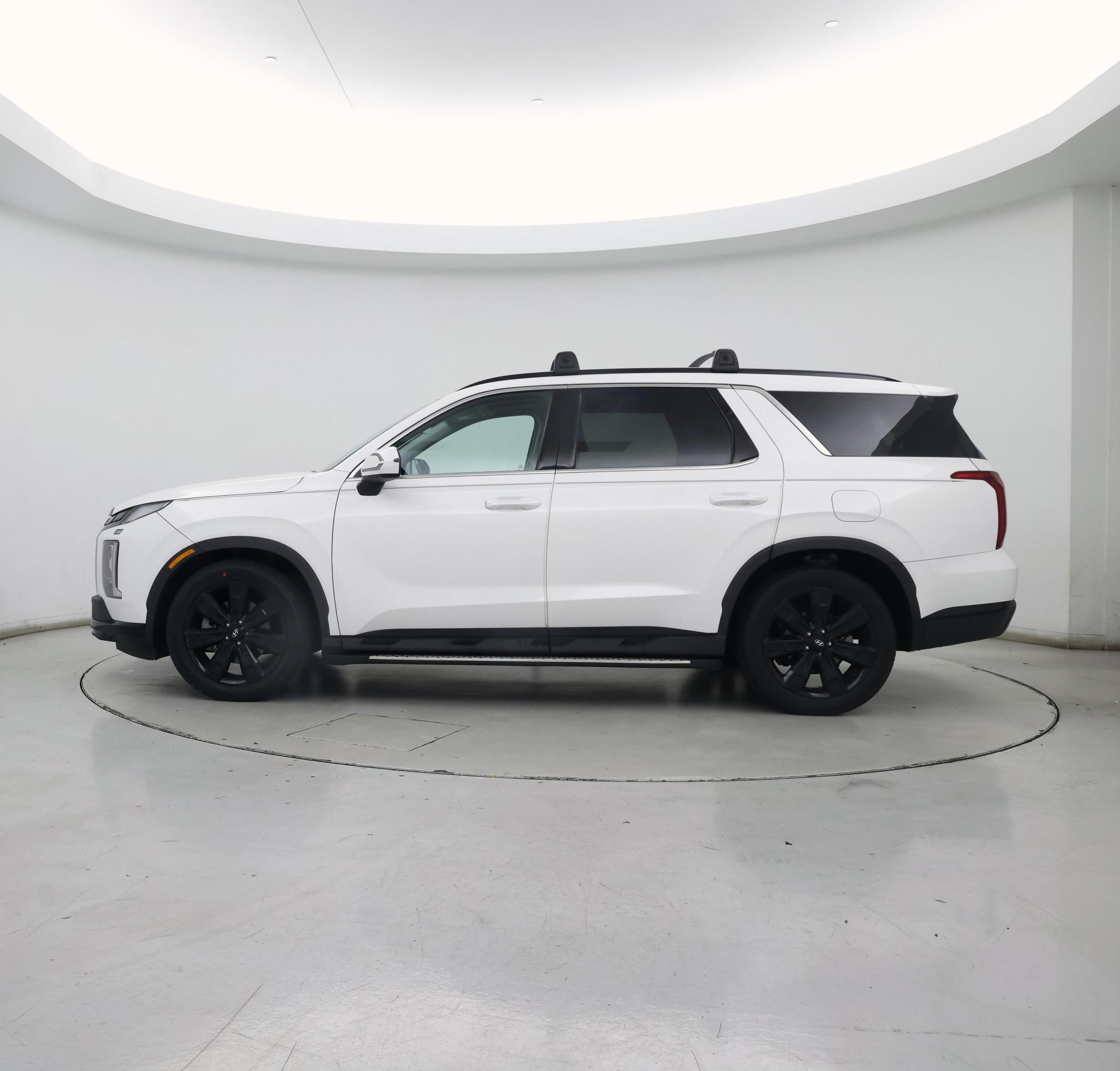 Thumbnail: 2023 Hyundai Palisade - 3