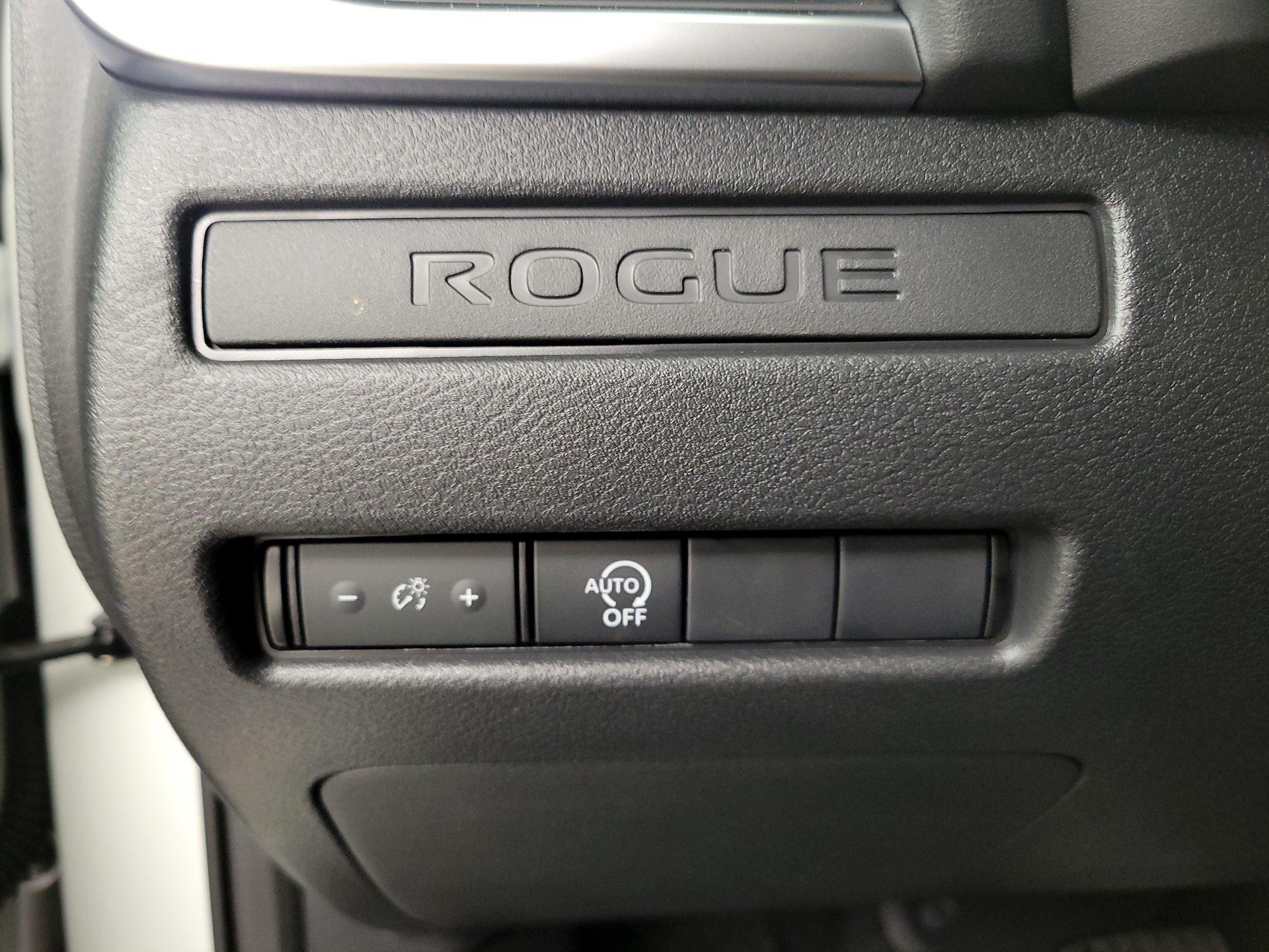 Thumbnail: 2026 Nissan Rogue - 13