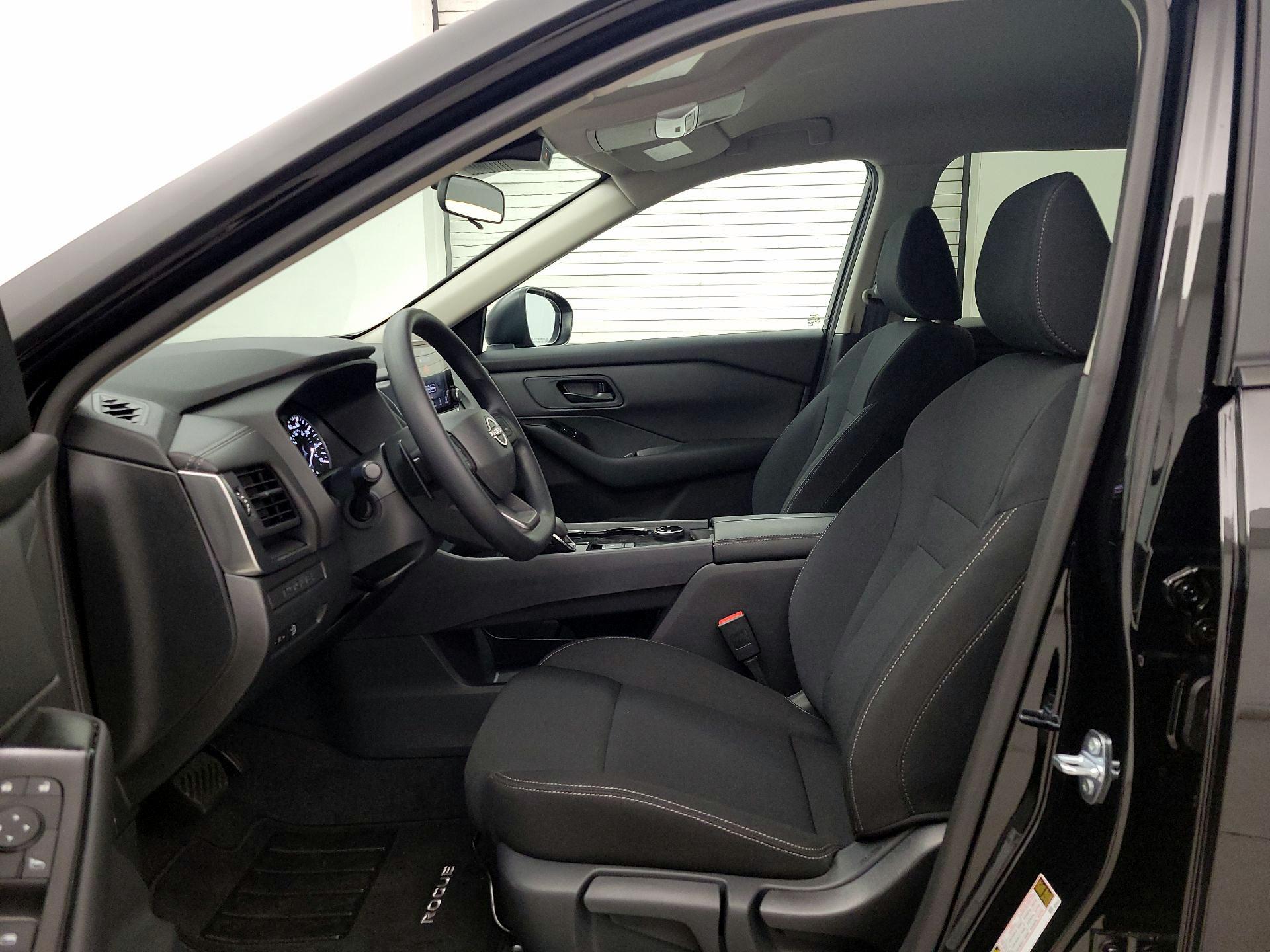 Thumbnail: 2026 Nissan Rogue - 11