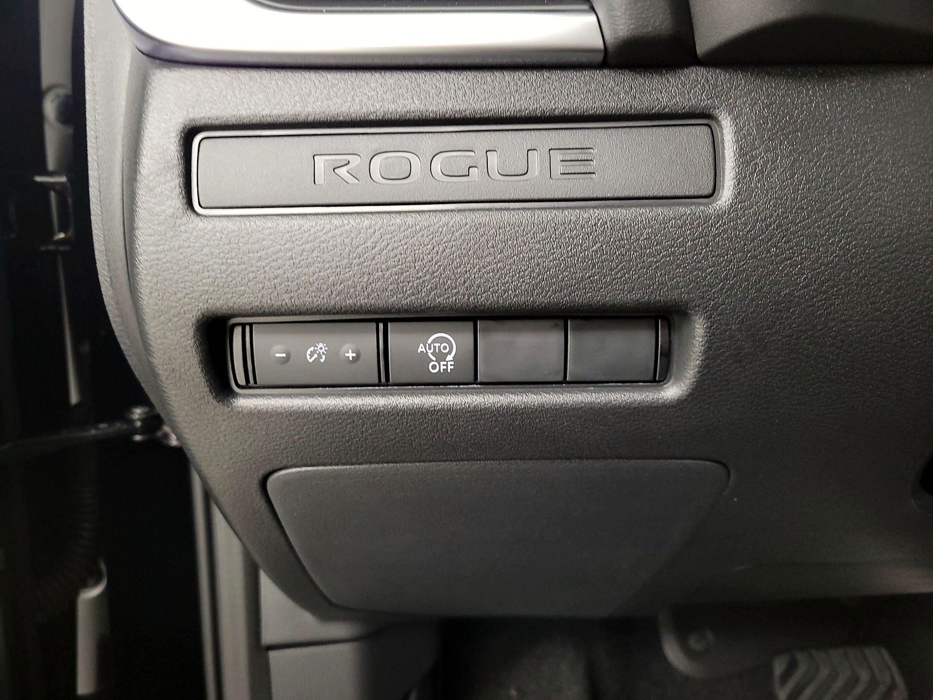 Thumbnail: 2026 Nissan Rogue - 13