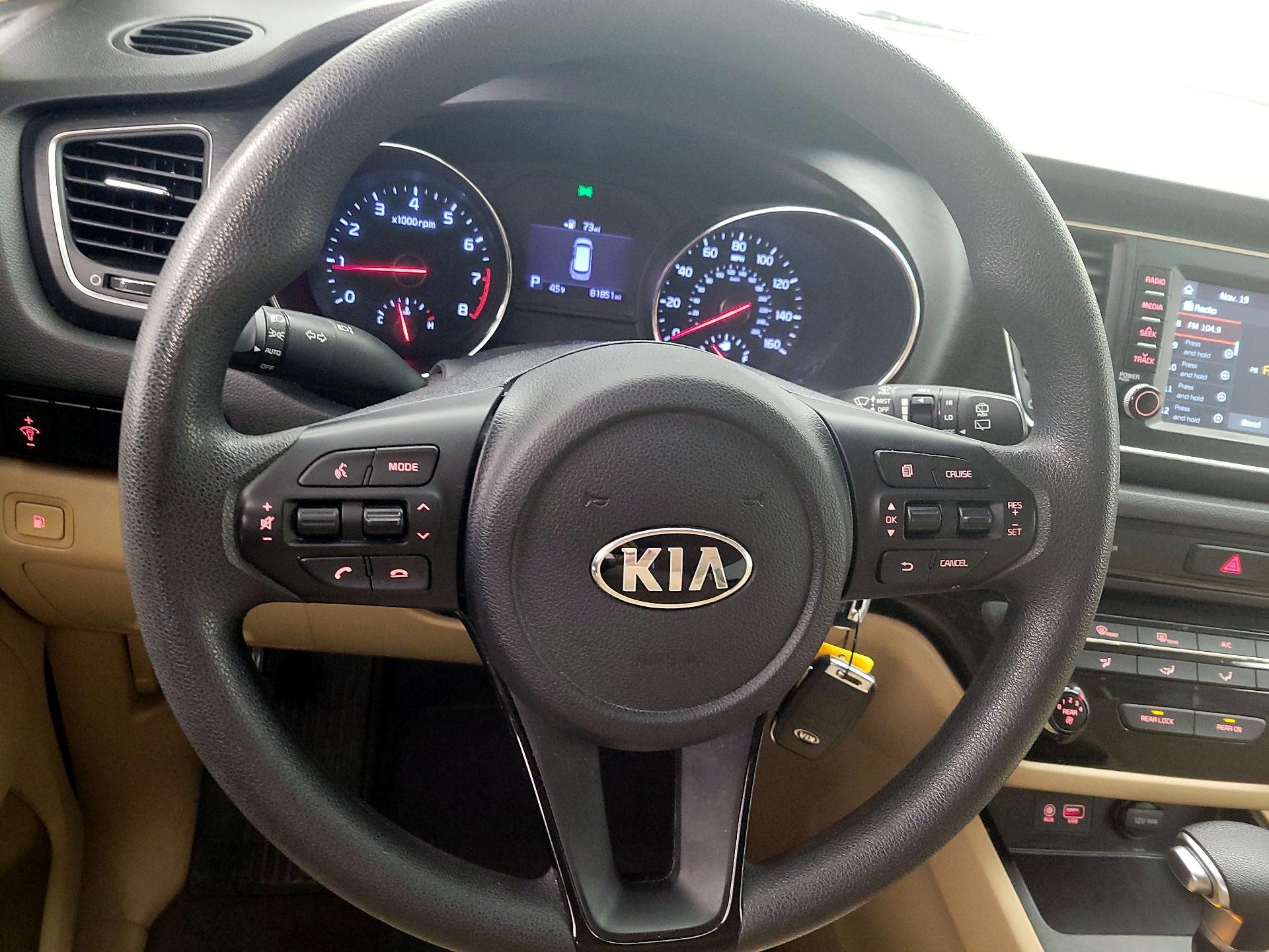 Thumbnail: 2019 Kia Sedona - 10