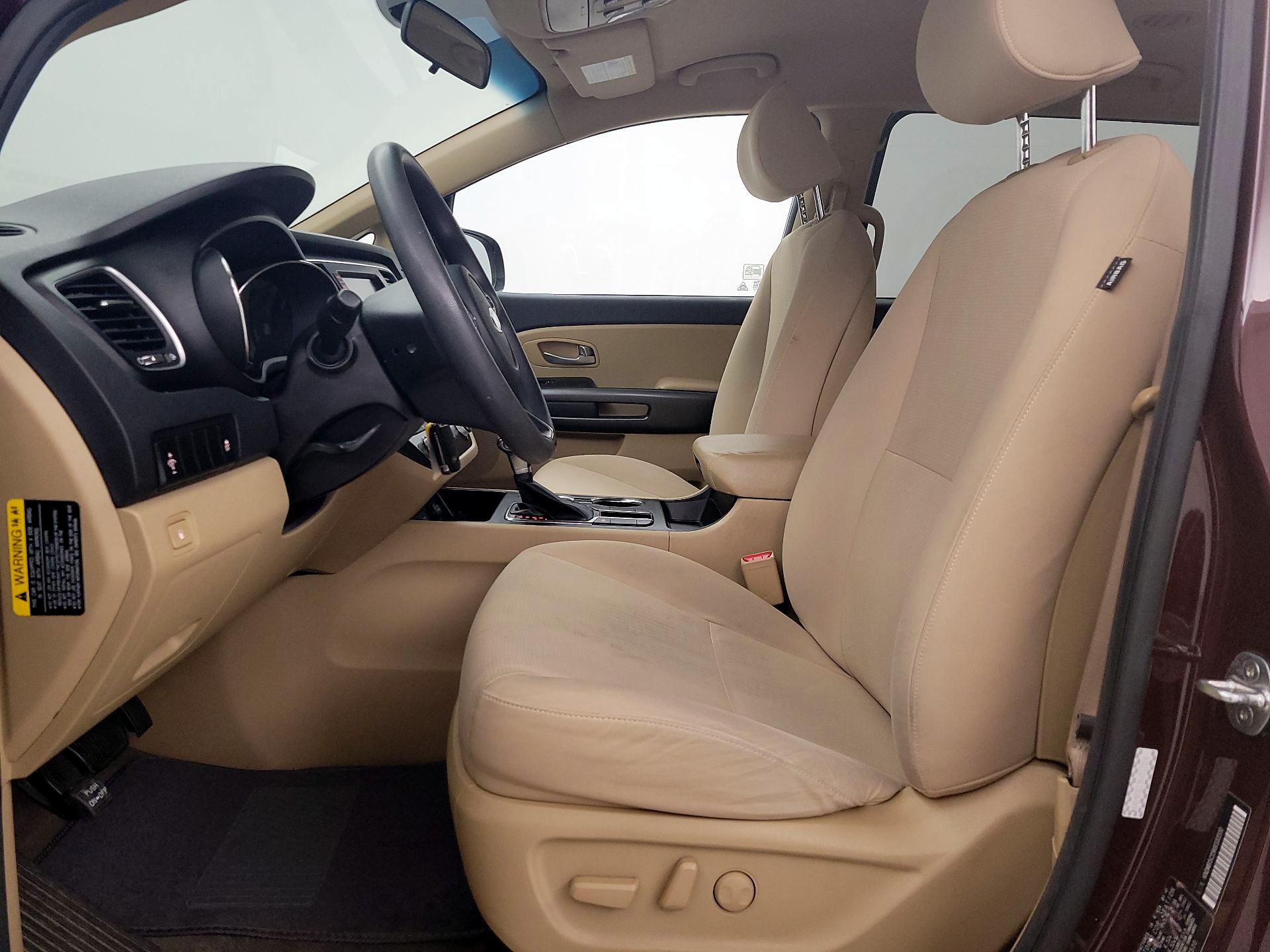 Thumbnail: 2019 Kia Sedona - 11