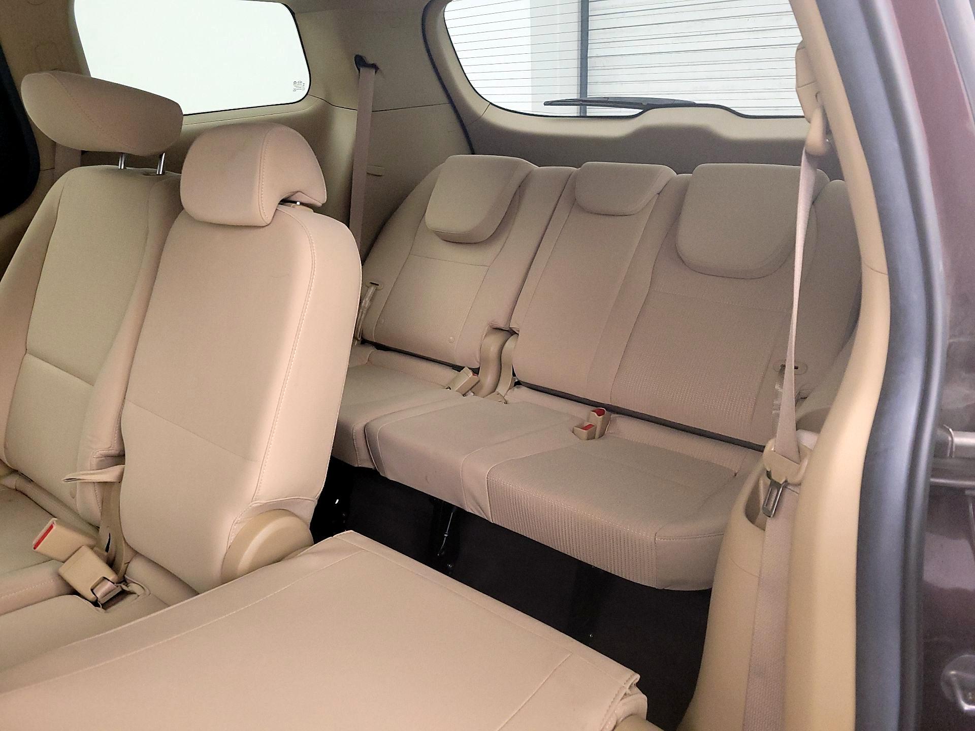 Thumbnail: 2019 Kia Sedona - 20