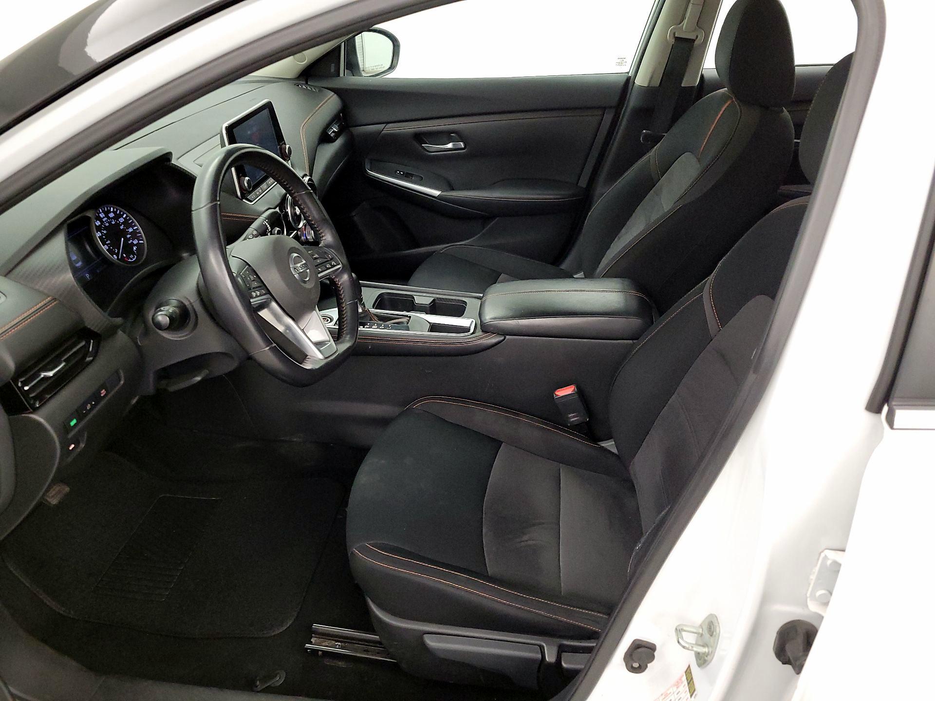 Thumbnail: 2020 Nissan Sentra - 11