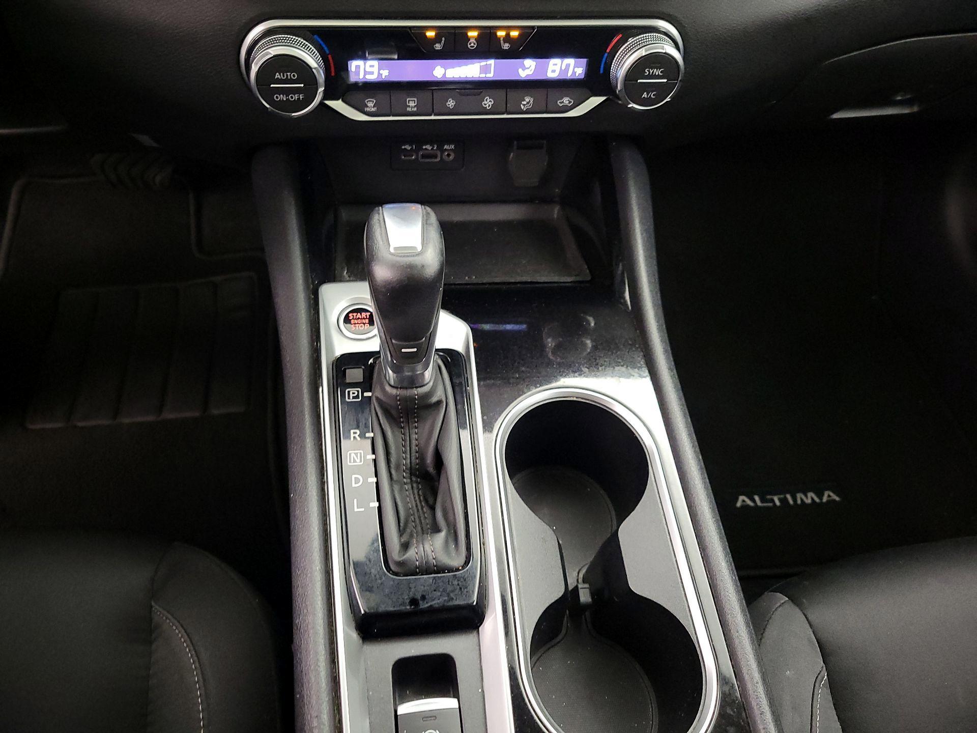 Thumbnail: 2020 Nissan Altima - 17