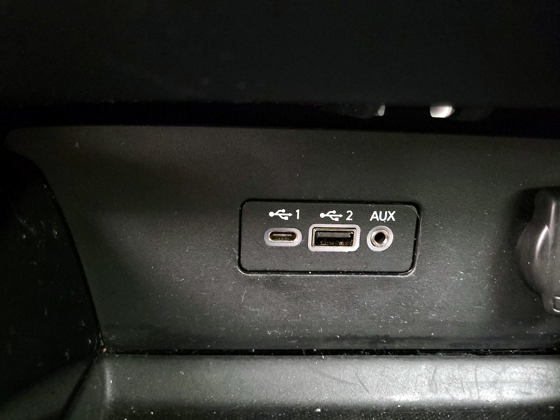 Thumbnail: 2020 Nissan Altima - 18