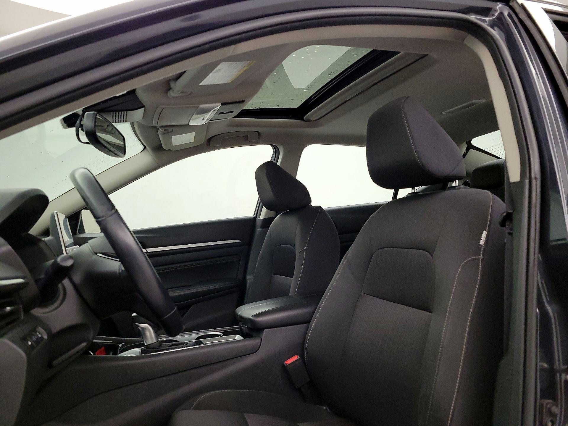 Thumbnail: 2020 Nissan Altima - 19