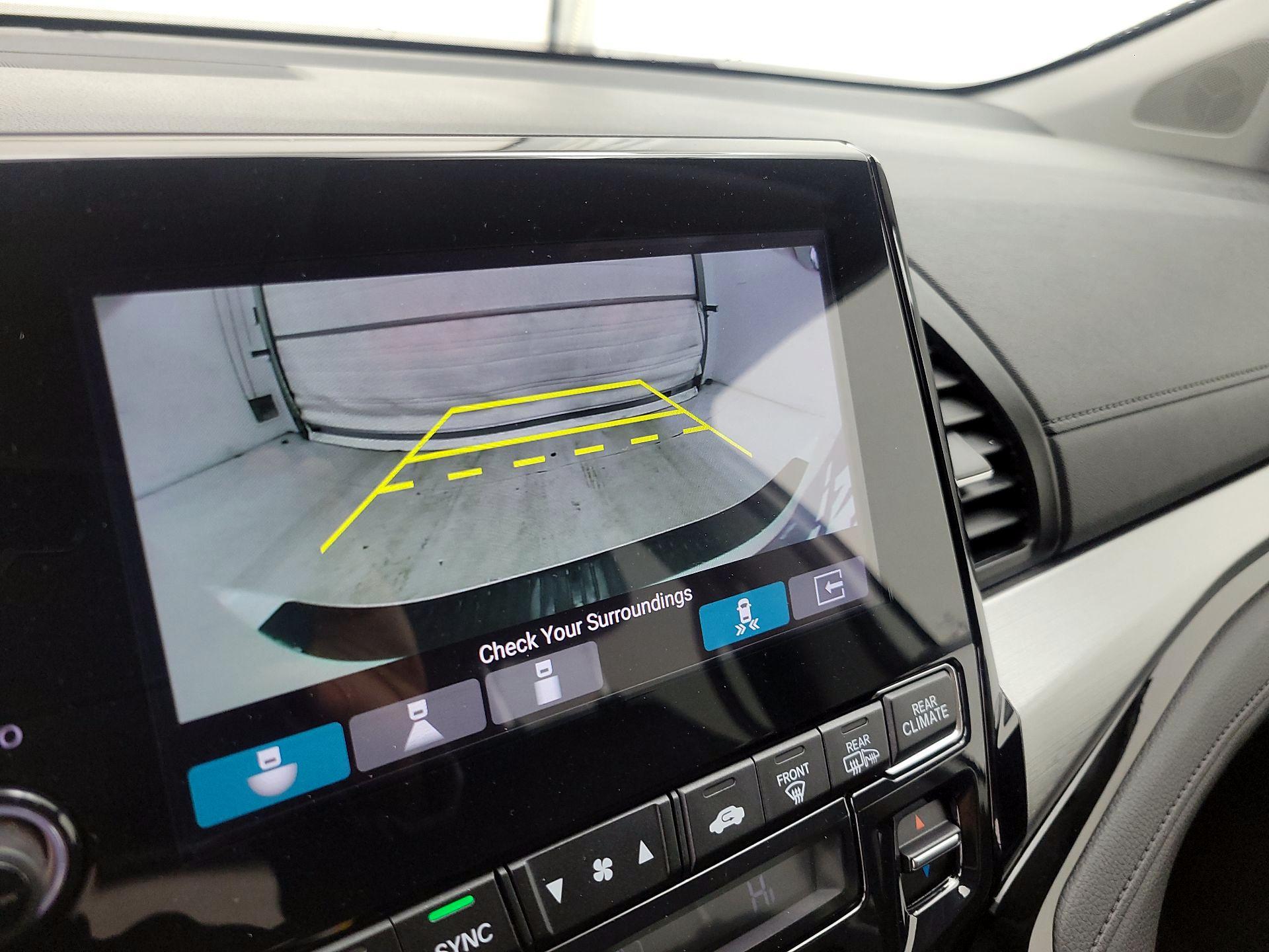 Thumbnail: 2023 Honda Odyssey - 14