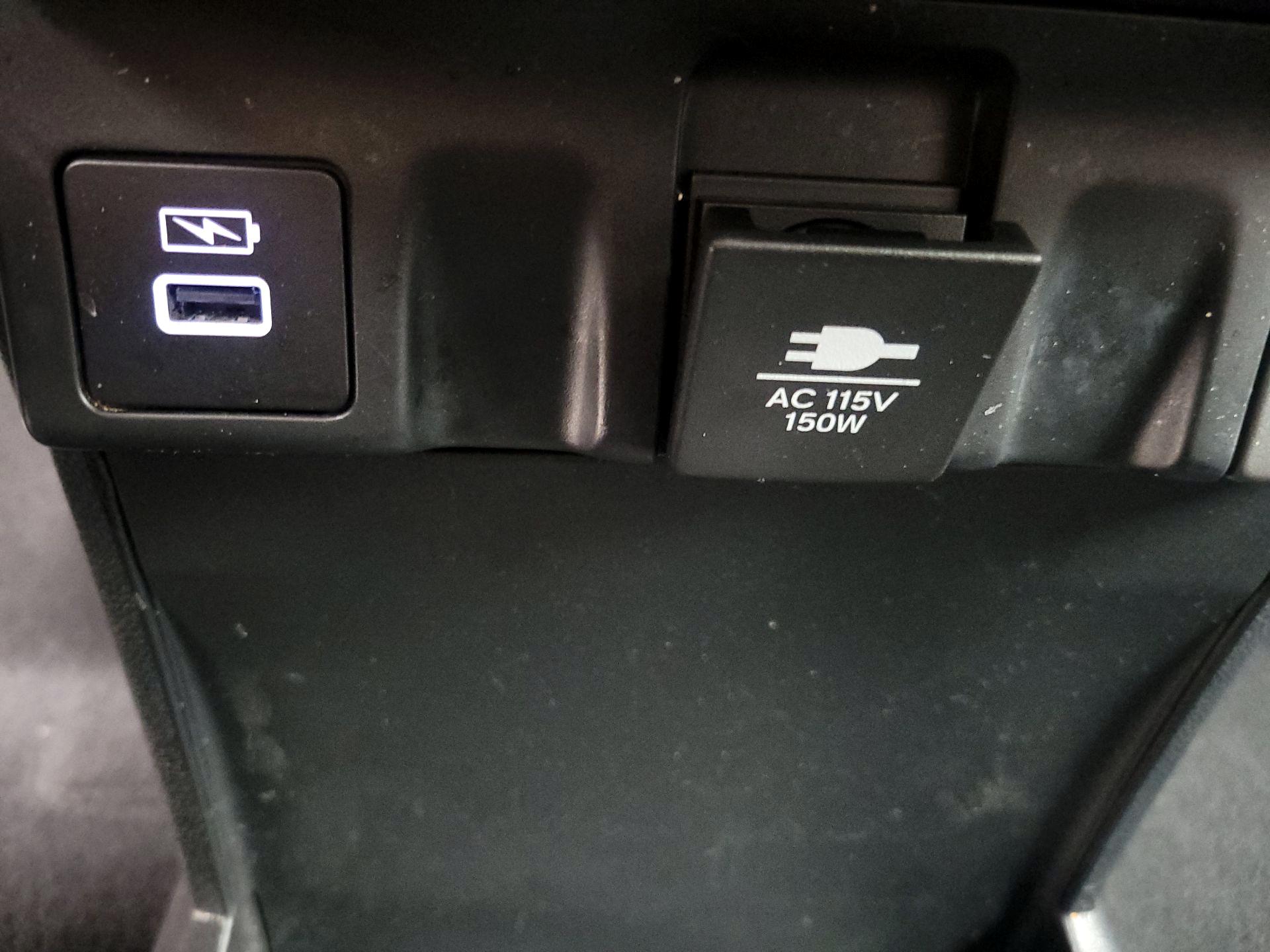 Thumbnail: 2023 Honda Odyssey - 18