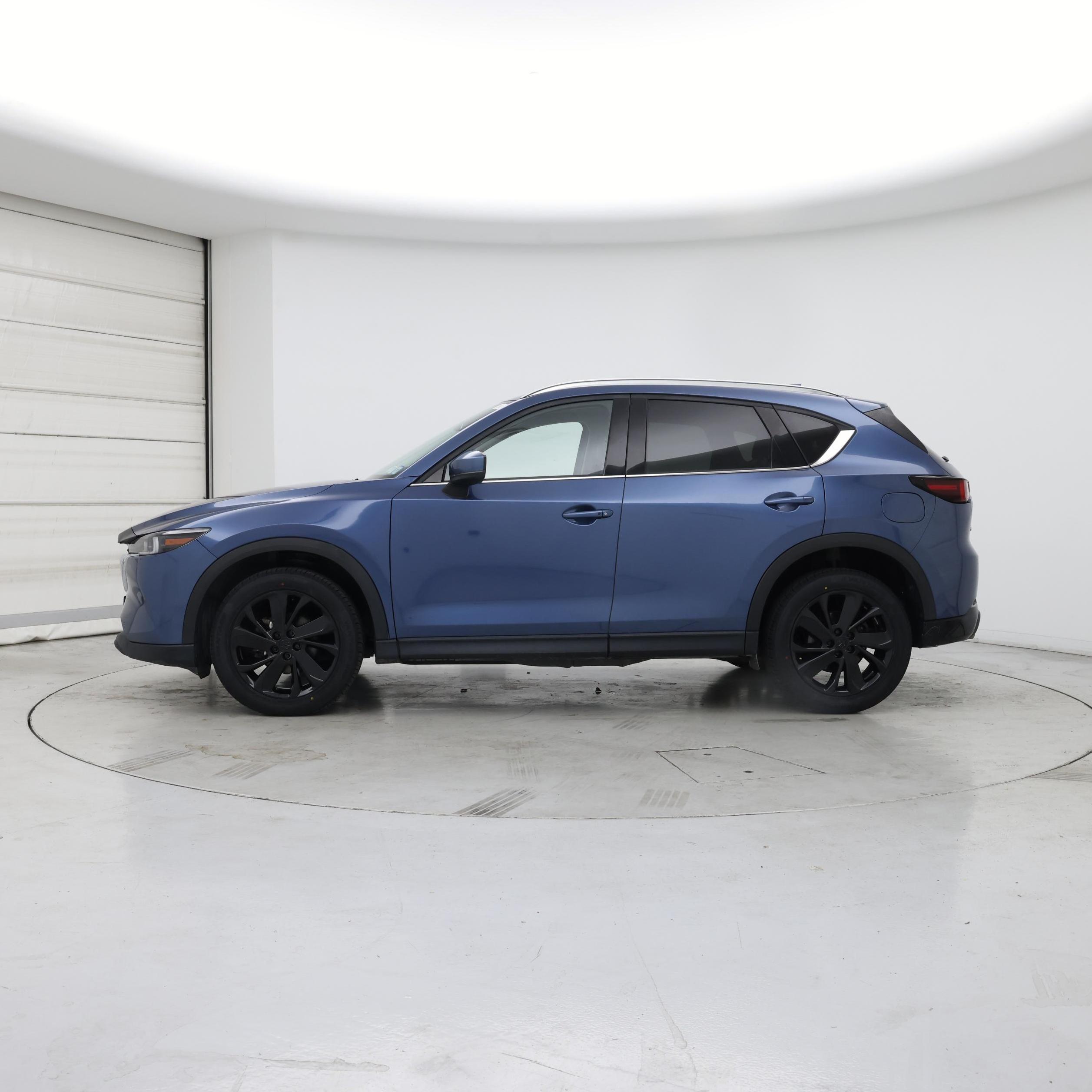 Thumbnail: 2023 Mazda CX-5 - 3