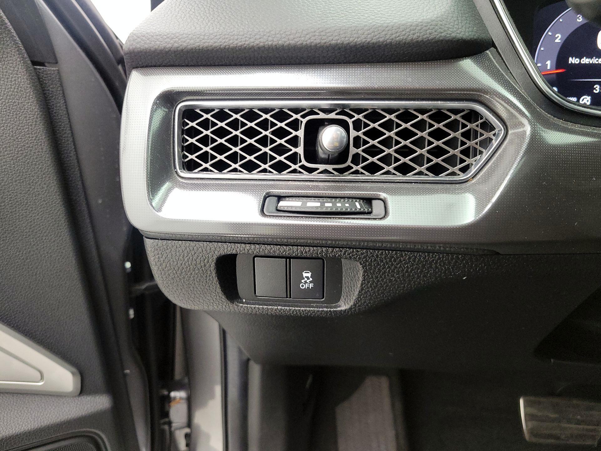 Thumbnail: 2025 Acura Integra - 13