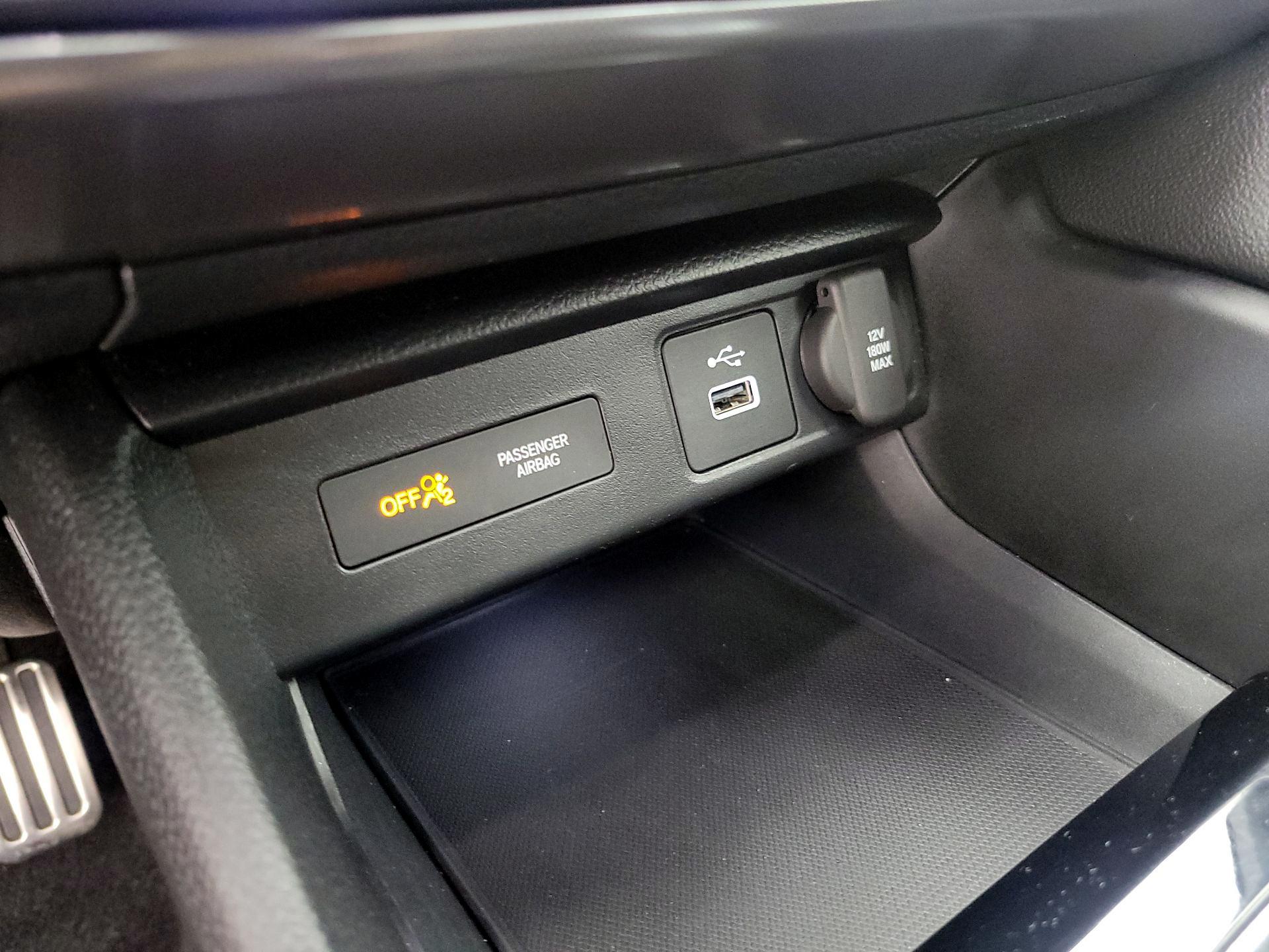 Thumbnail: 2025 Acura Integra - 18