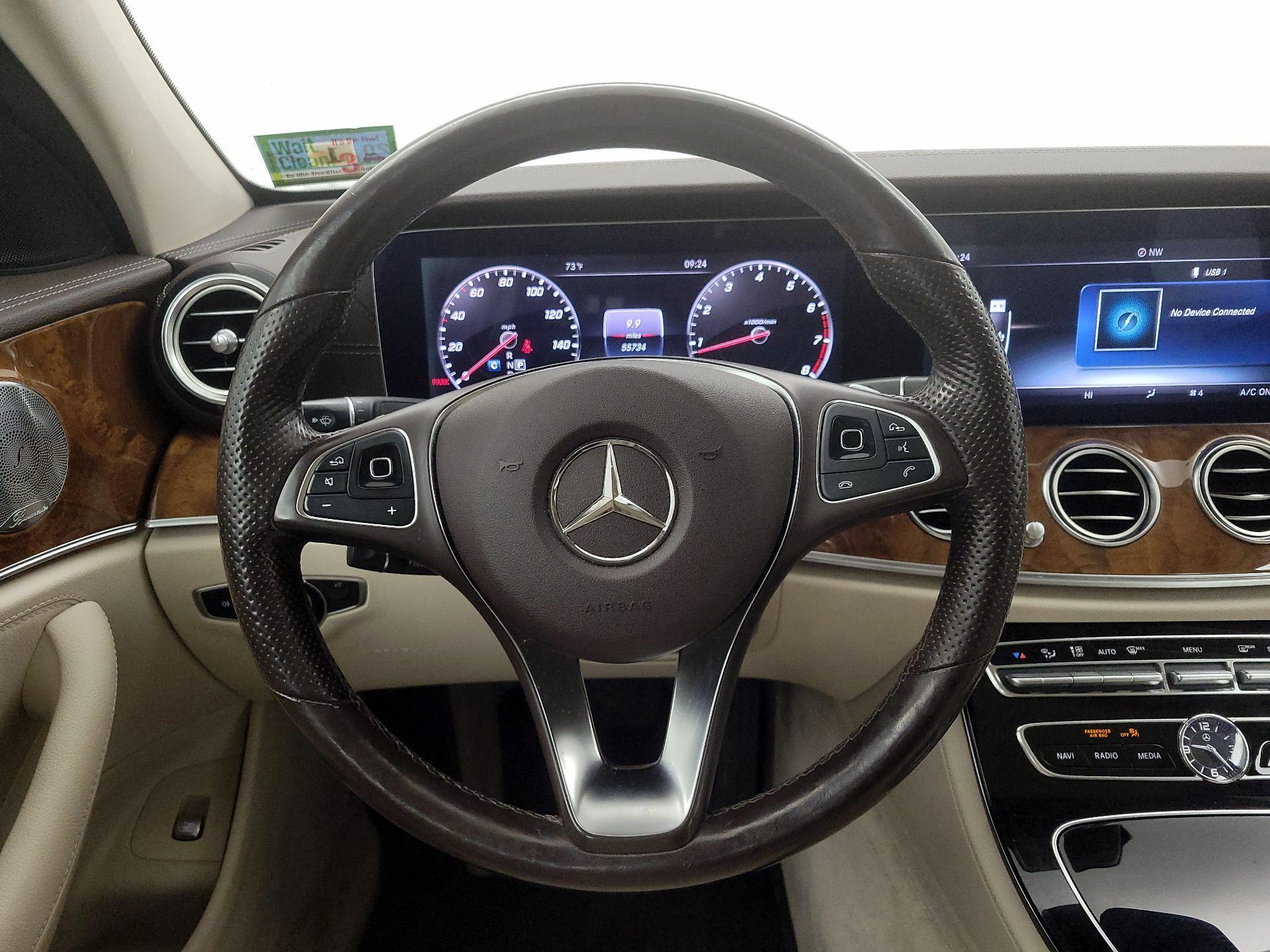 Thumbnail: 2018 Mercedes-Benz E-Class - 10