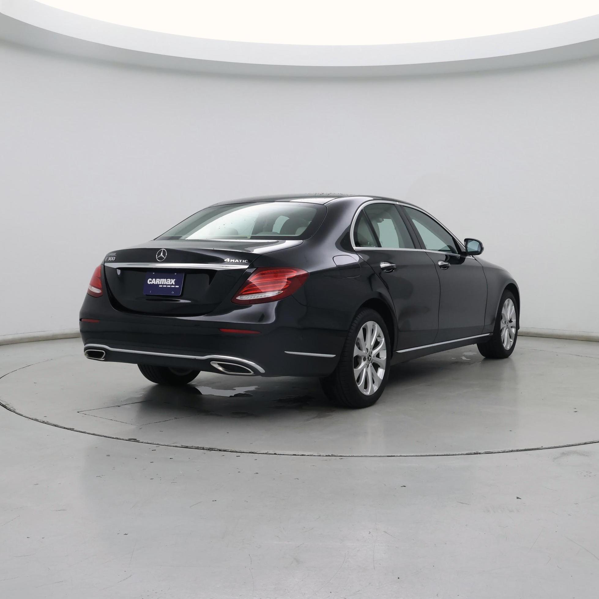 Thumbnail: 2018 Mercedes-Benz E-Class - 8