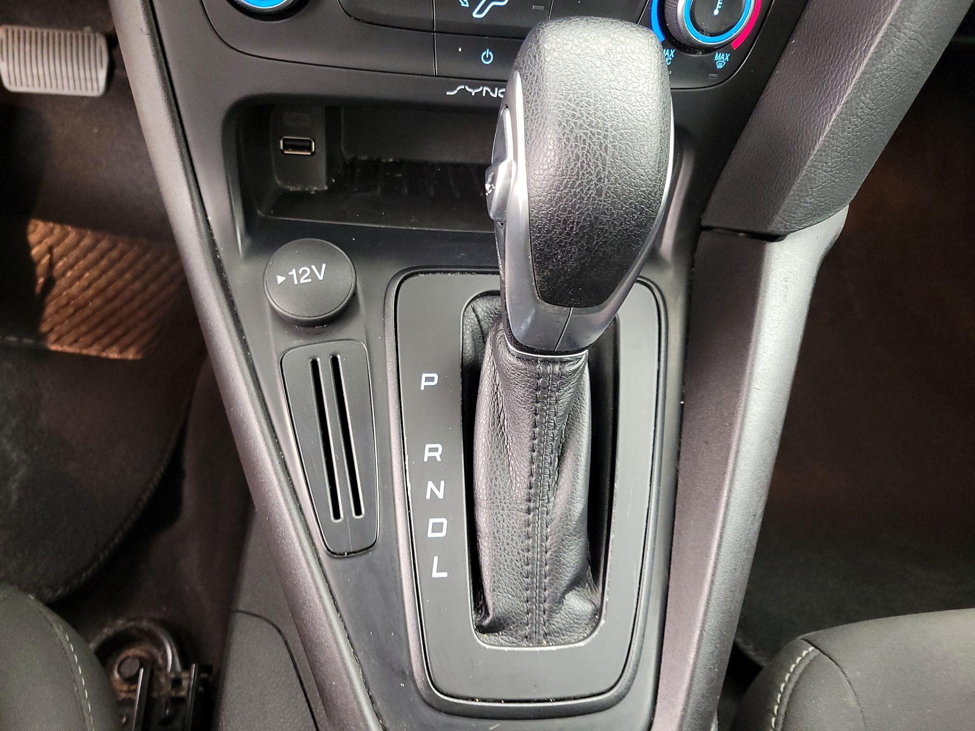 Thumbnail: 2018 Ford Focus - 17