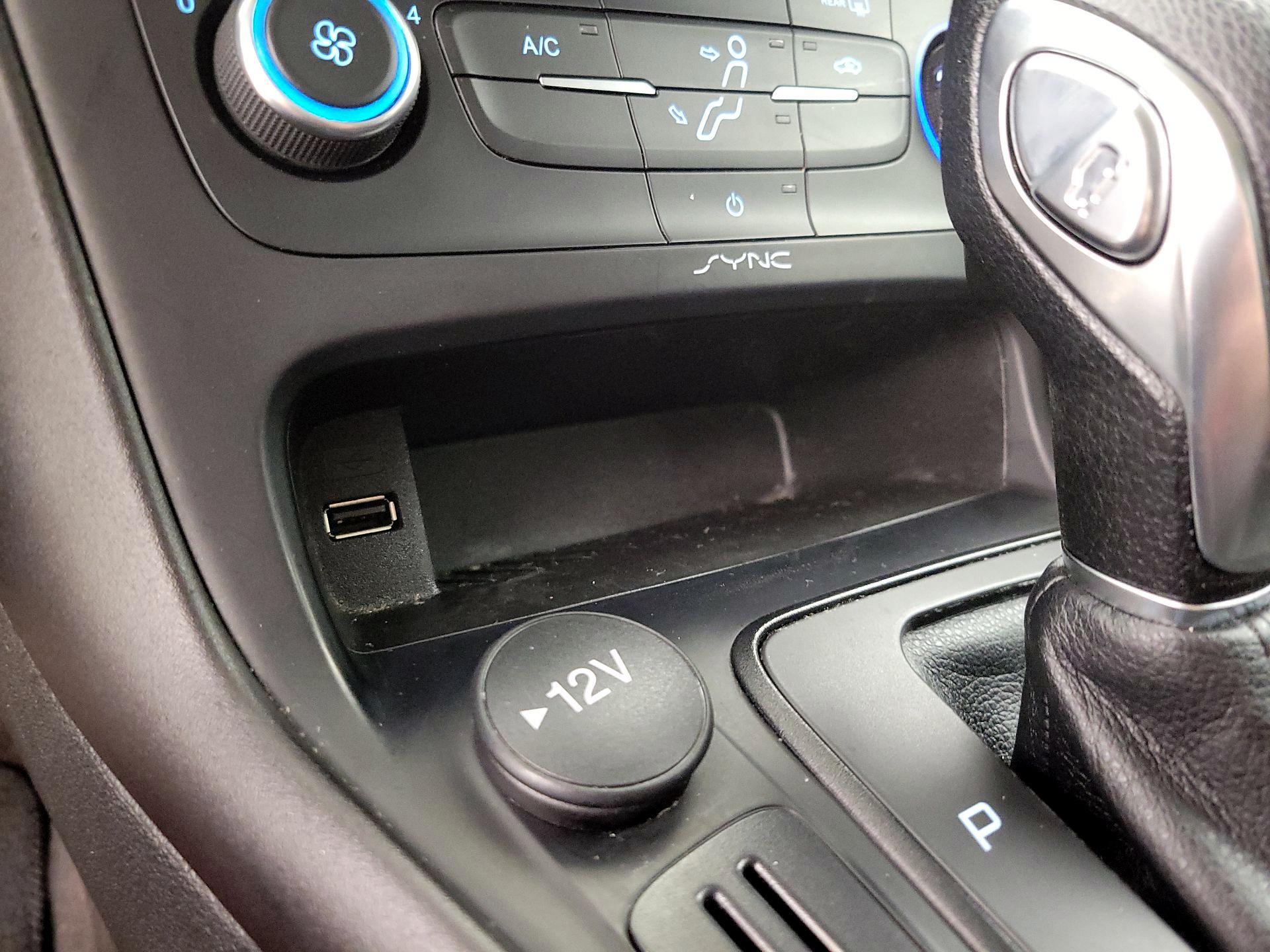 Thumbnail: 2018 Ford Focus - 18