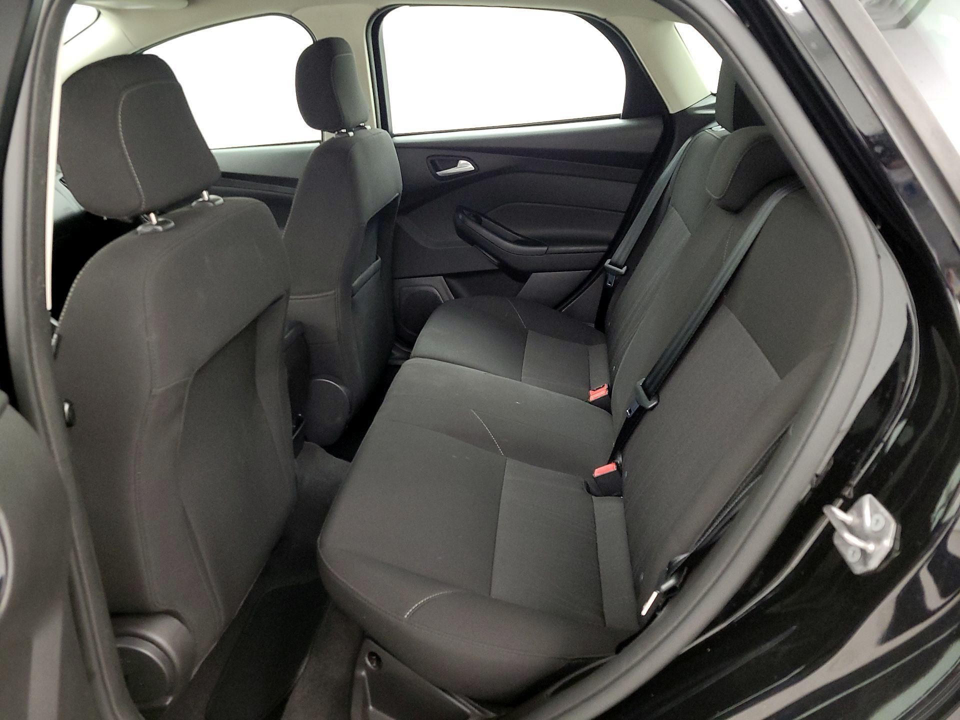 Thumbnail: 2018 Ford Focus - 20