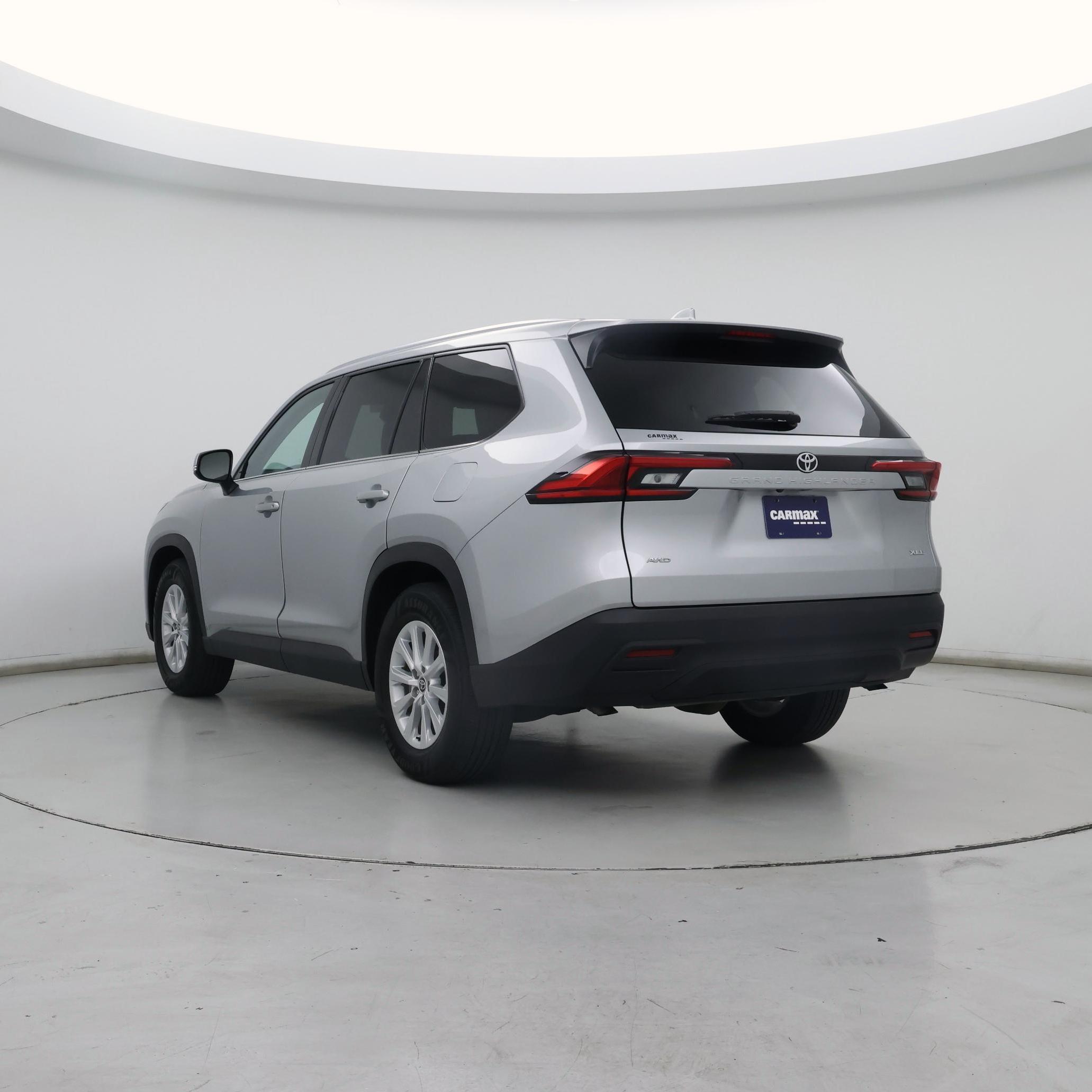 Thumbnail: 2024 Toyota Grand Highlander - 2