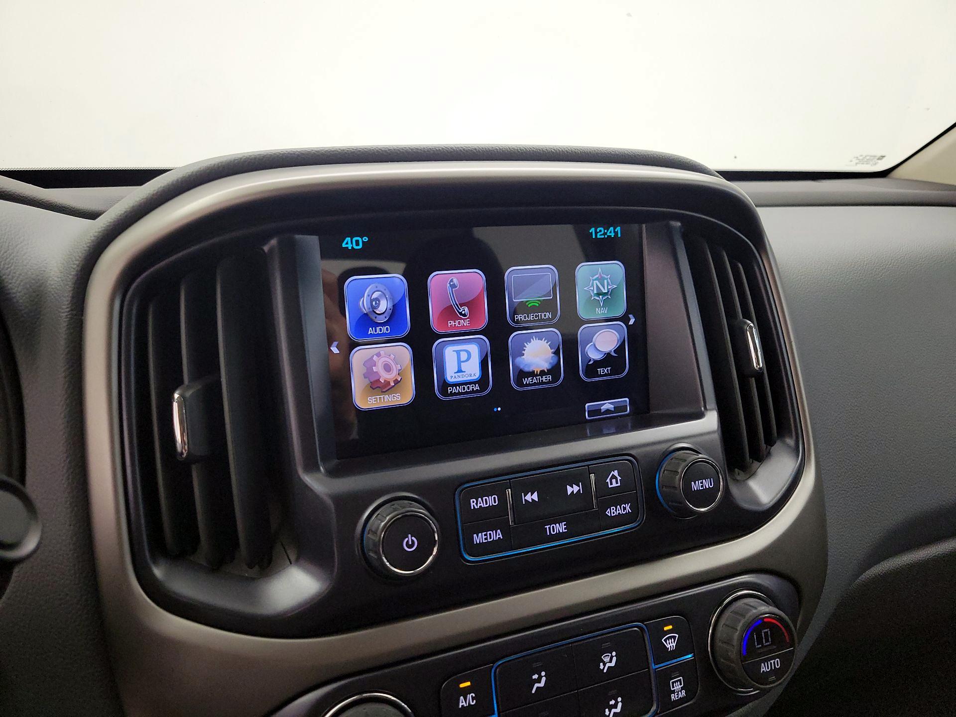 Thumbnail: 2016 Chevrolet Colorado - 14