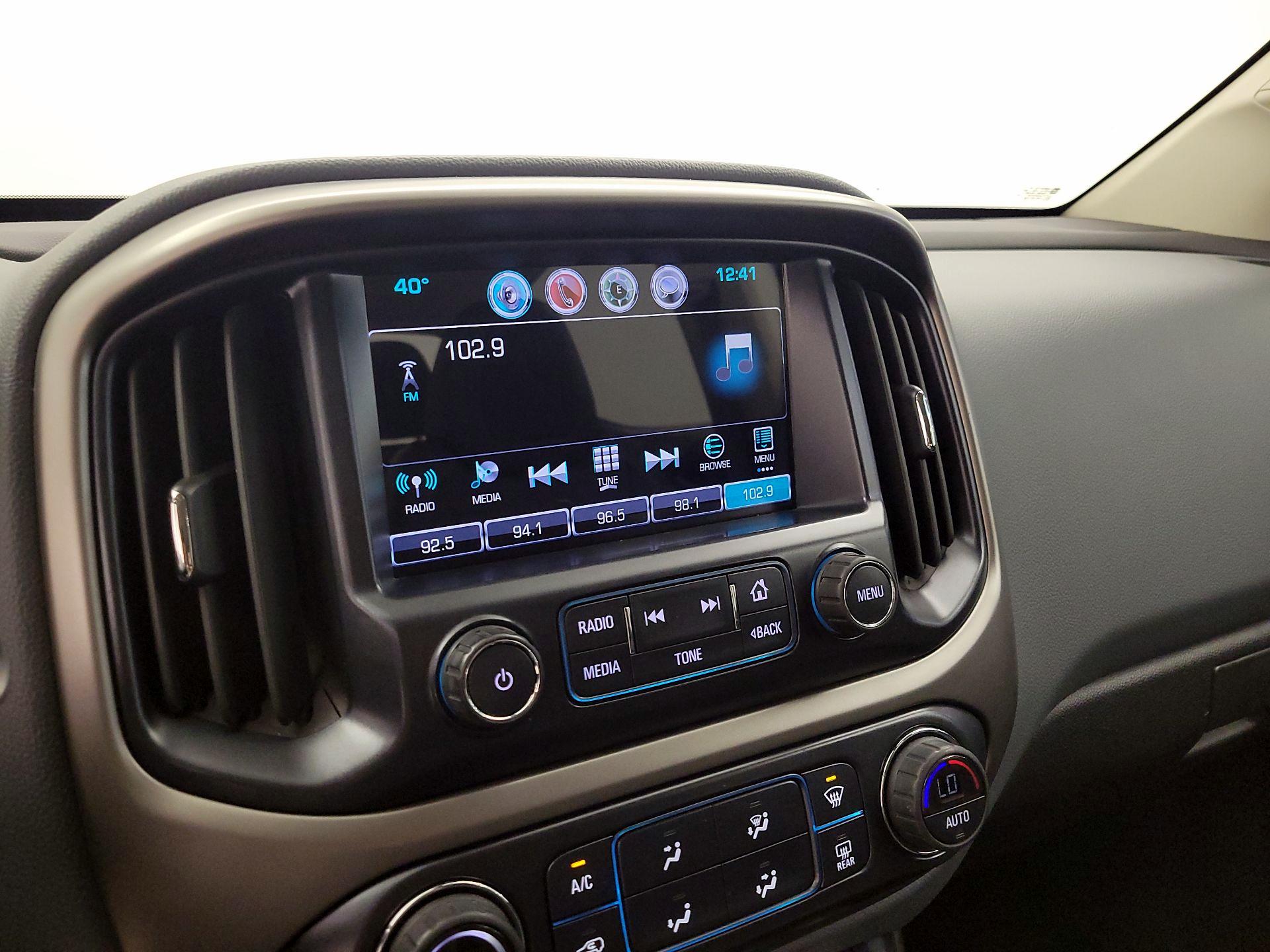 Thumbnail: 2016 Chevrolet Colorado - 16