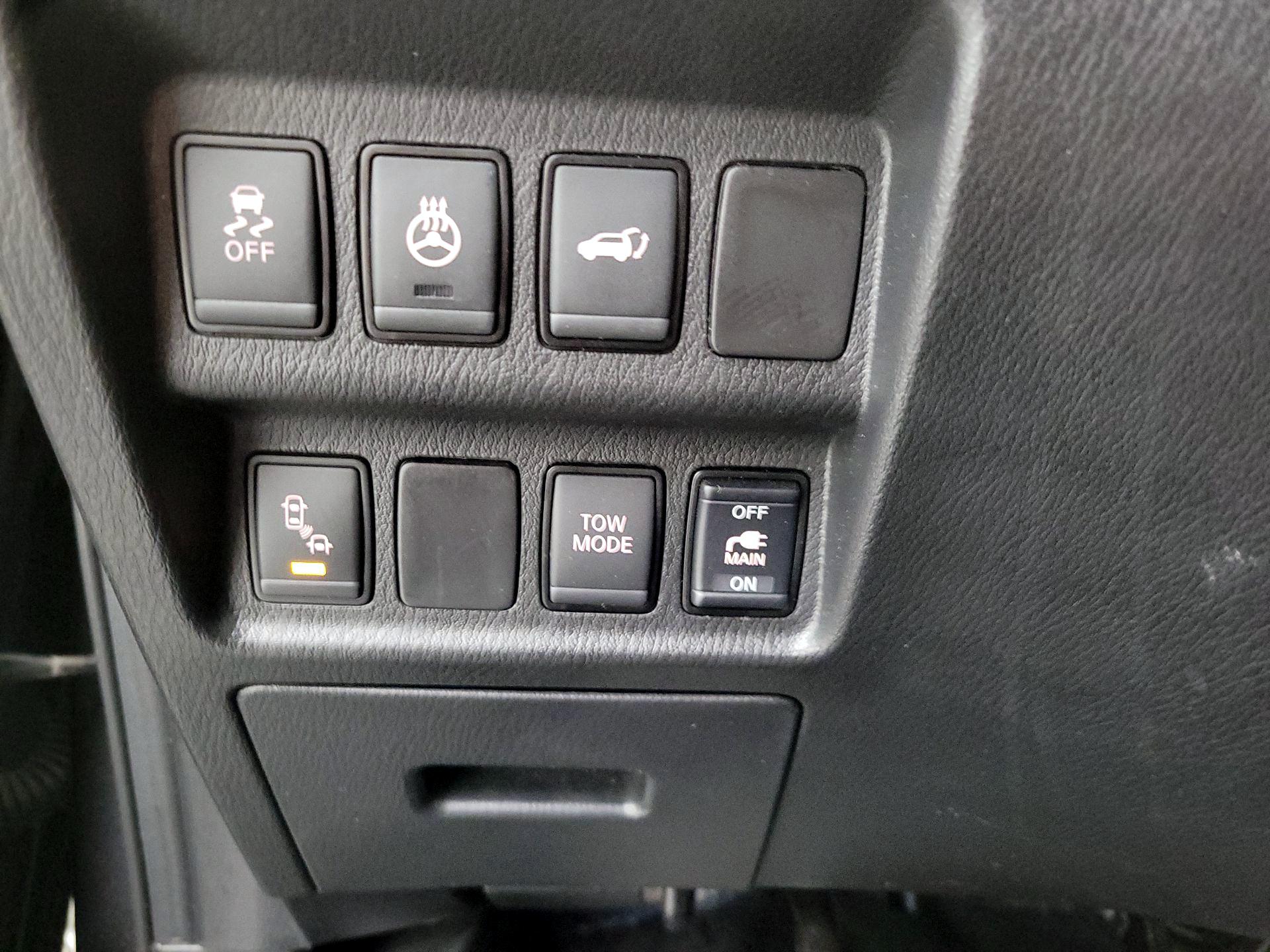 Thumbnail: 2019 Nissan Pathfinder - 13