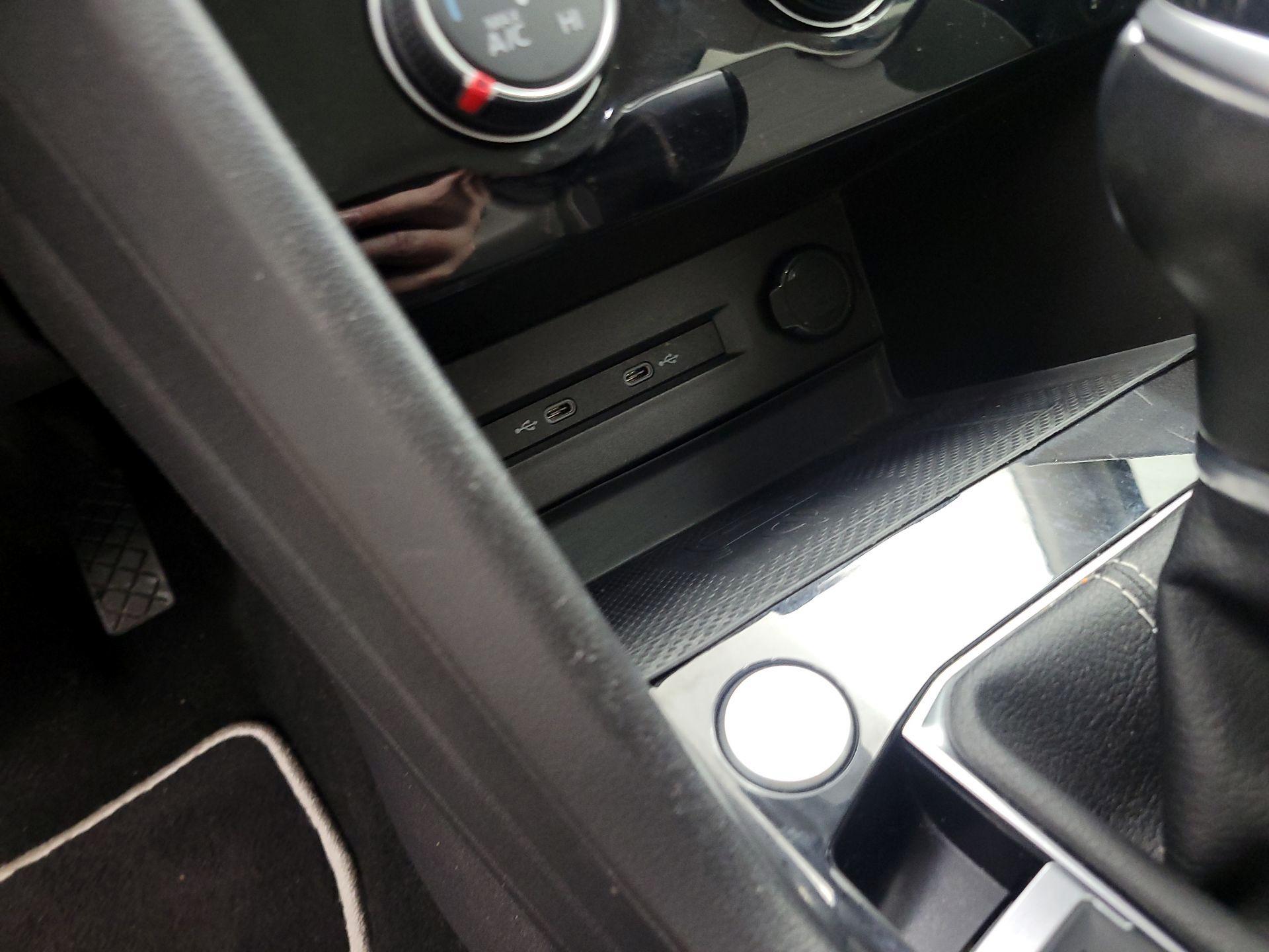 Thumbnail: 2023 Volkswagen Taos - 18