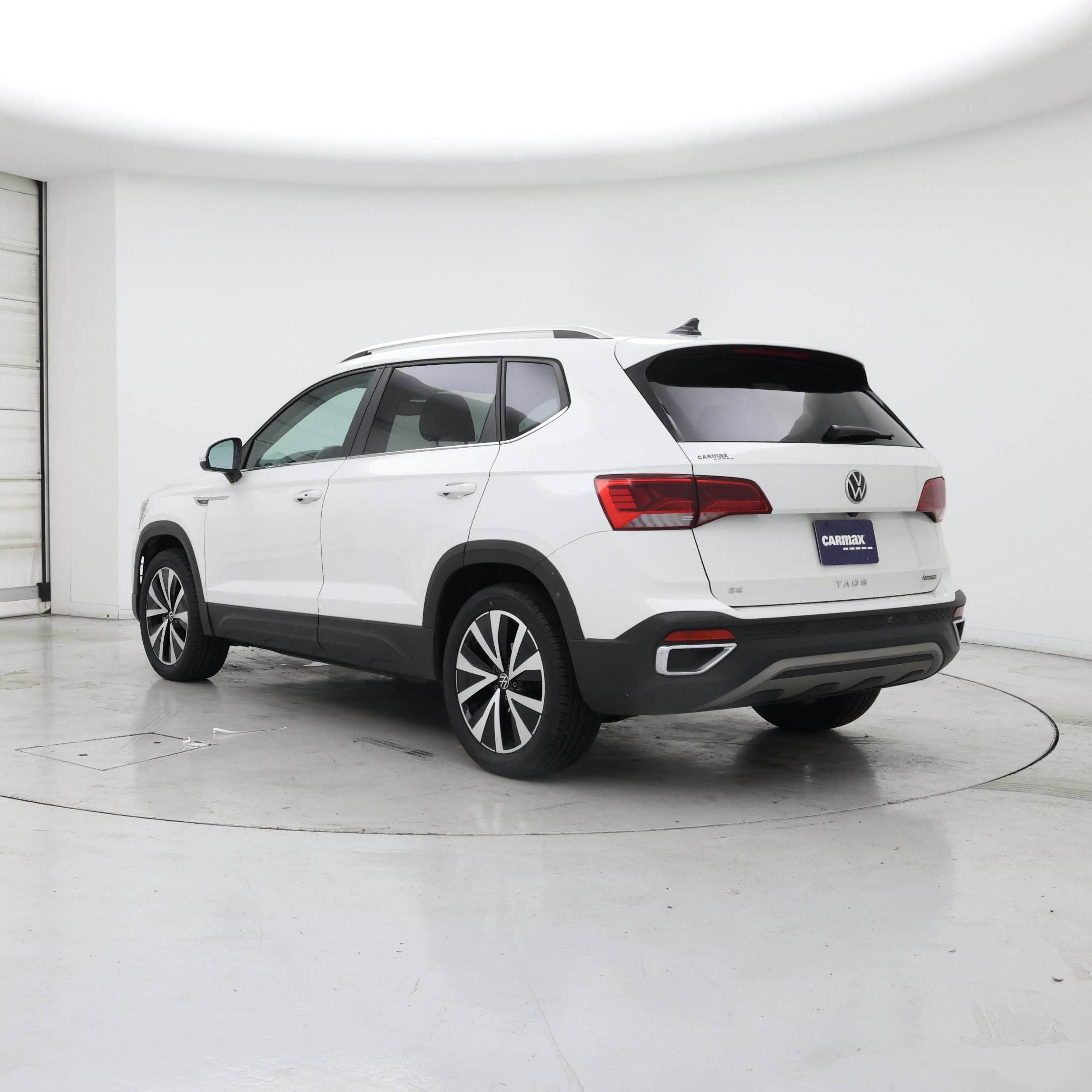 Thumbnail: 2023 Volkswagen Taos - 2