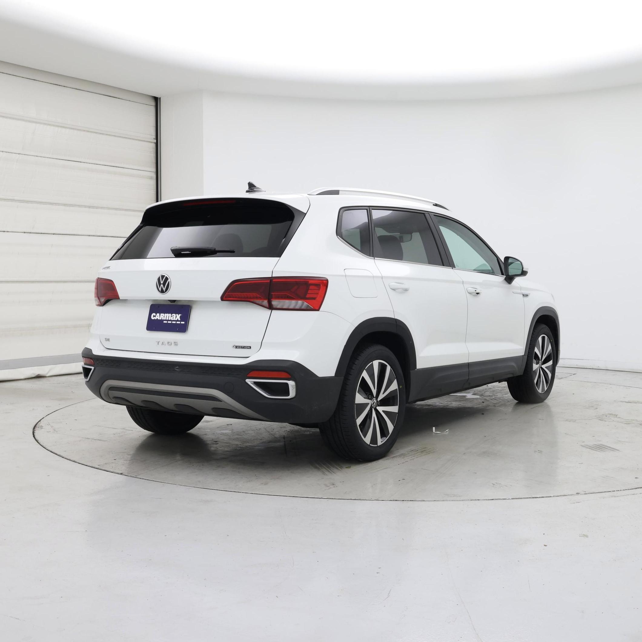 Thumbnail: 2023 Volkswagen Taos - 8