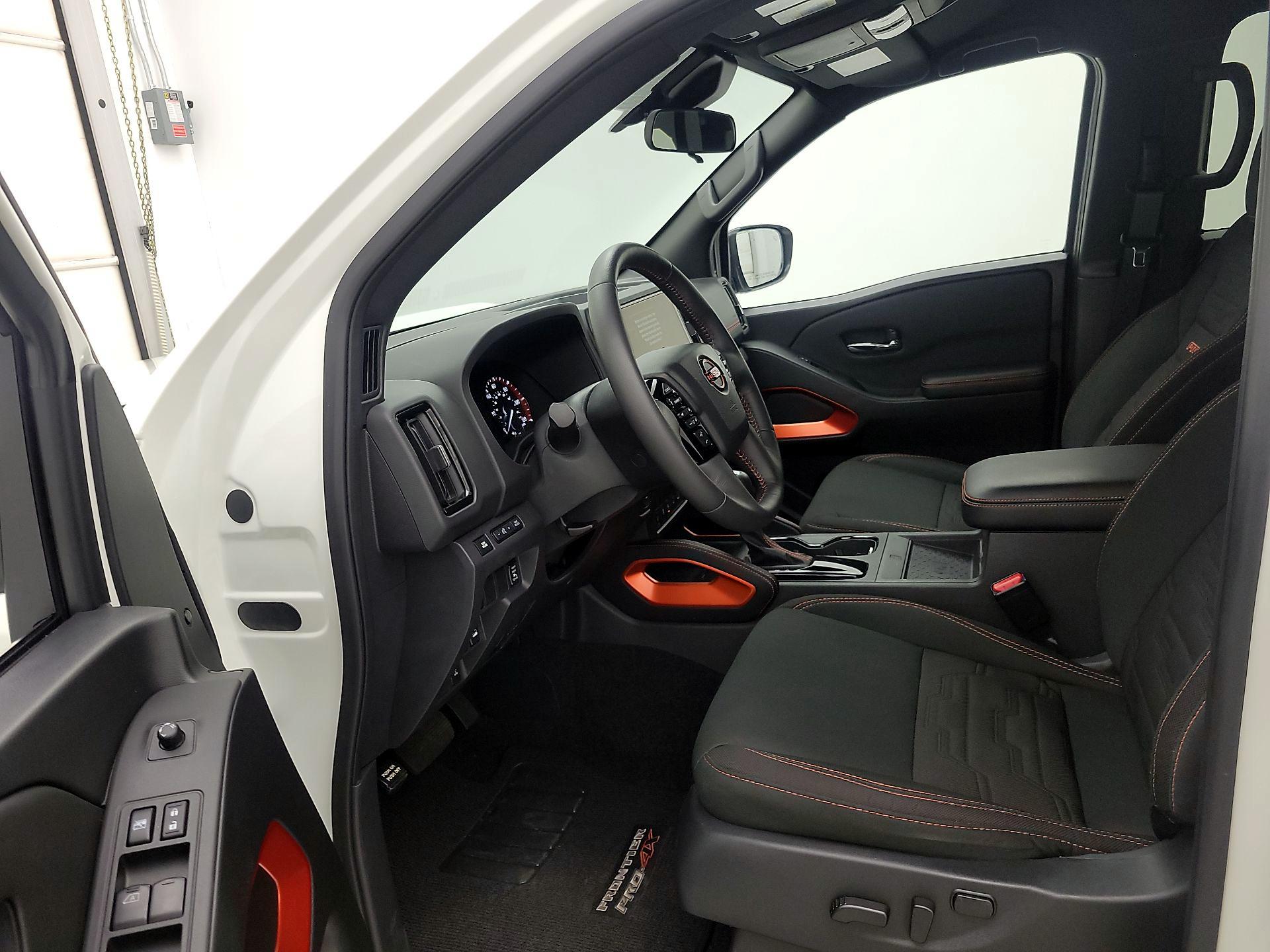 Thumbnail: 2025 Nissan Frontier - 11