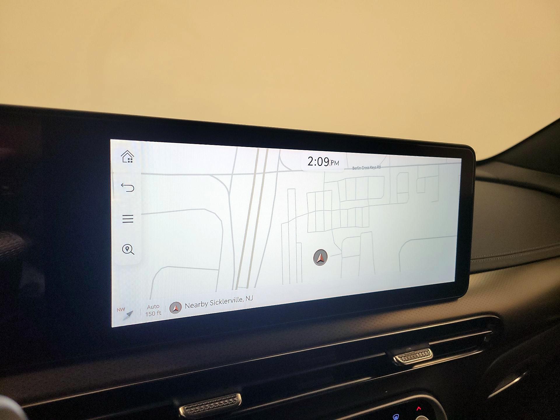 Thumbnail: 2023 Genesis GV60 - 14