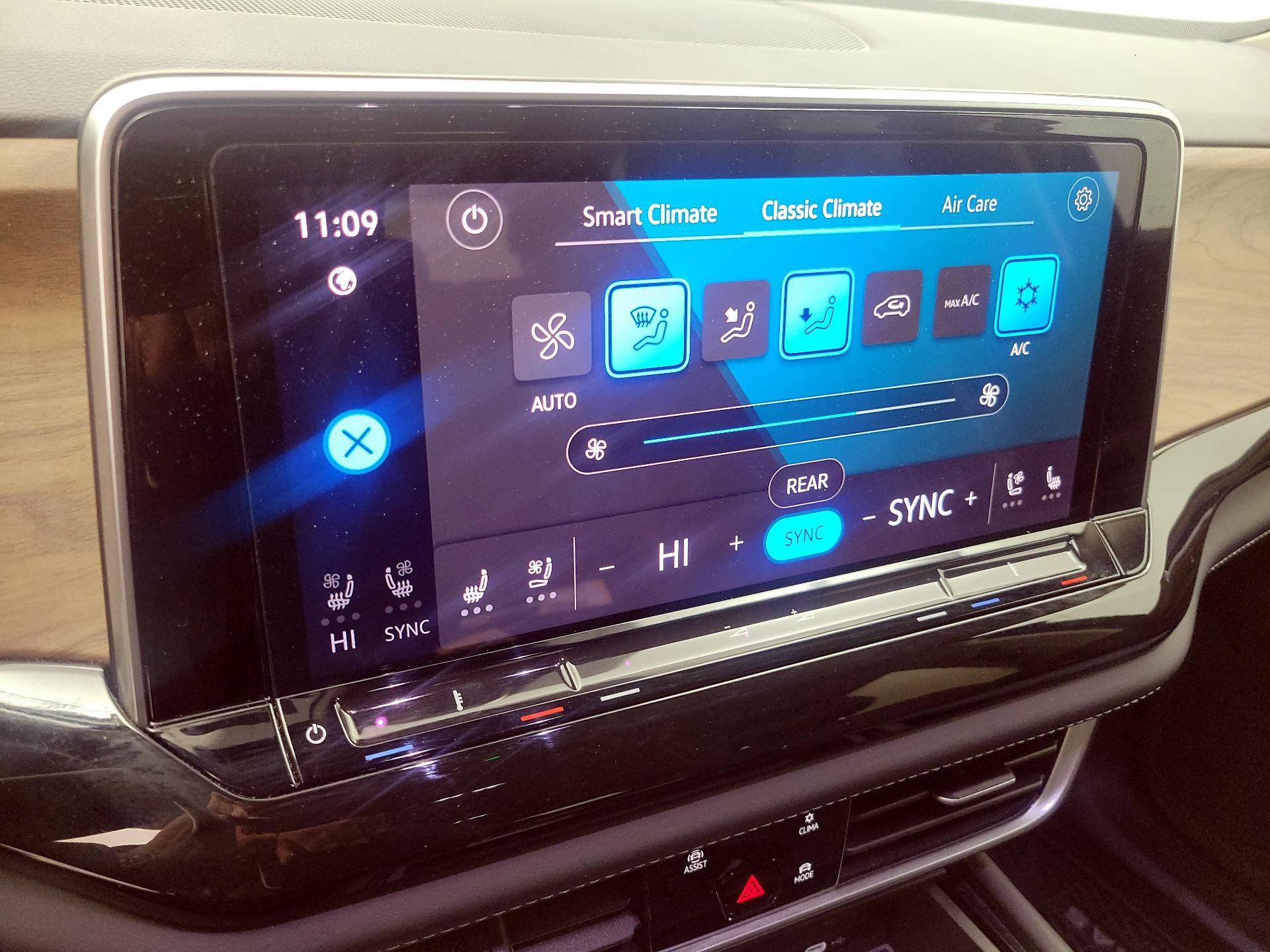 Thumbnail: 2025 Volkswagen Atlas - 16