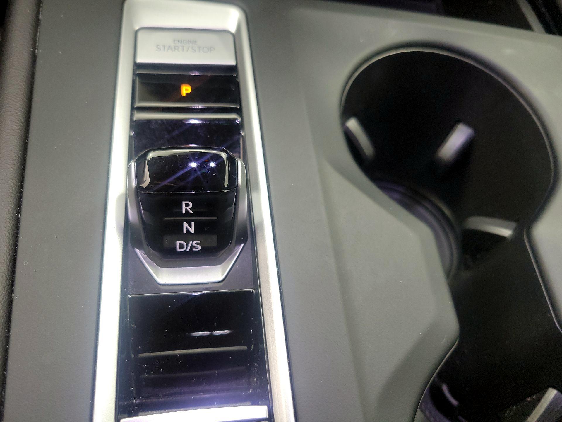 Thumbnail: 2025 Volkswagen Atlas - 17