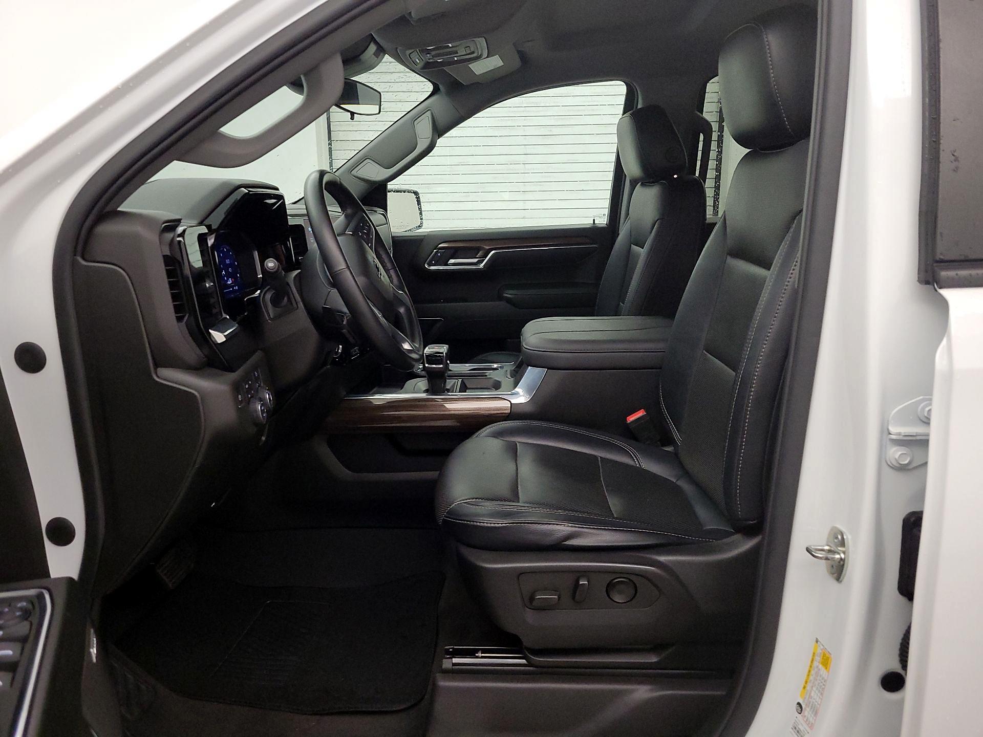 Thumbnail: 2024 Chevrolet Silverado 1500 - 11