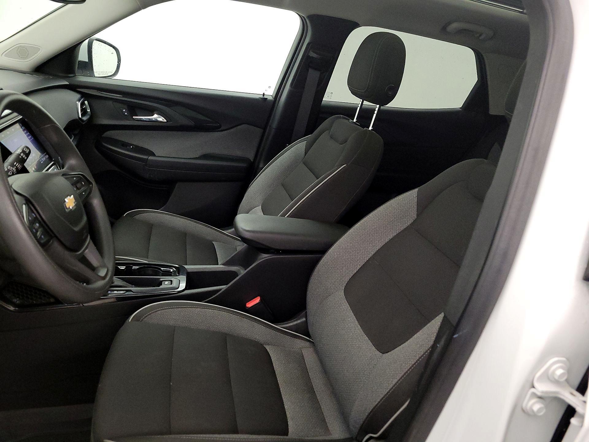 Thumbnail: 2021 Chevrolet TrailBlazer - 11