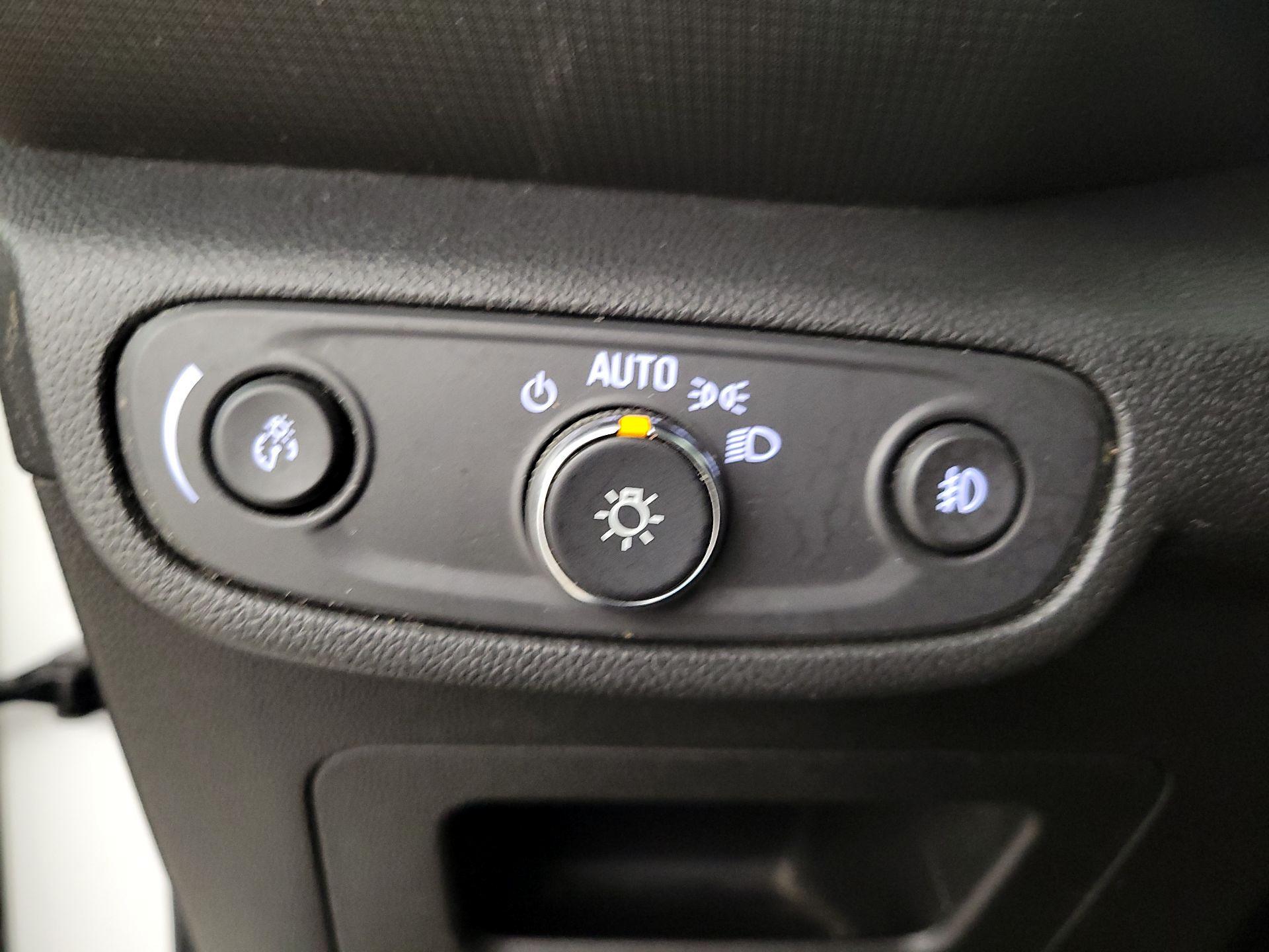 Thumbnail: 2021 Chevrolet TrailBlazer - 13