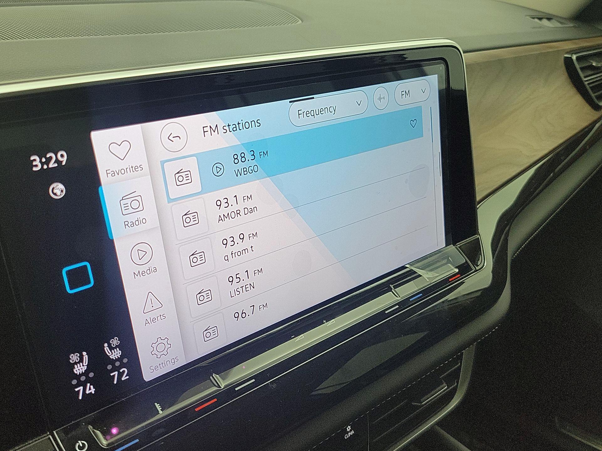 Thumbnail: 2024 Volkswagen Atlas - 15