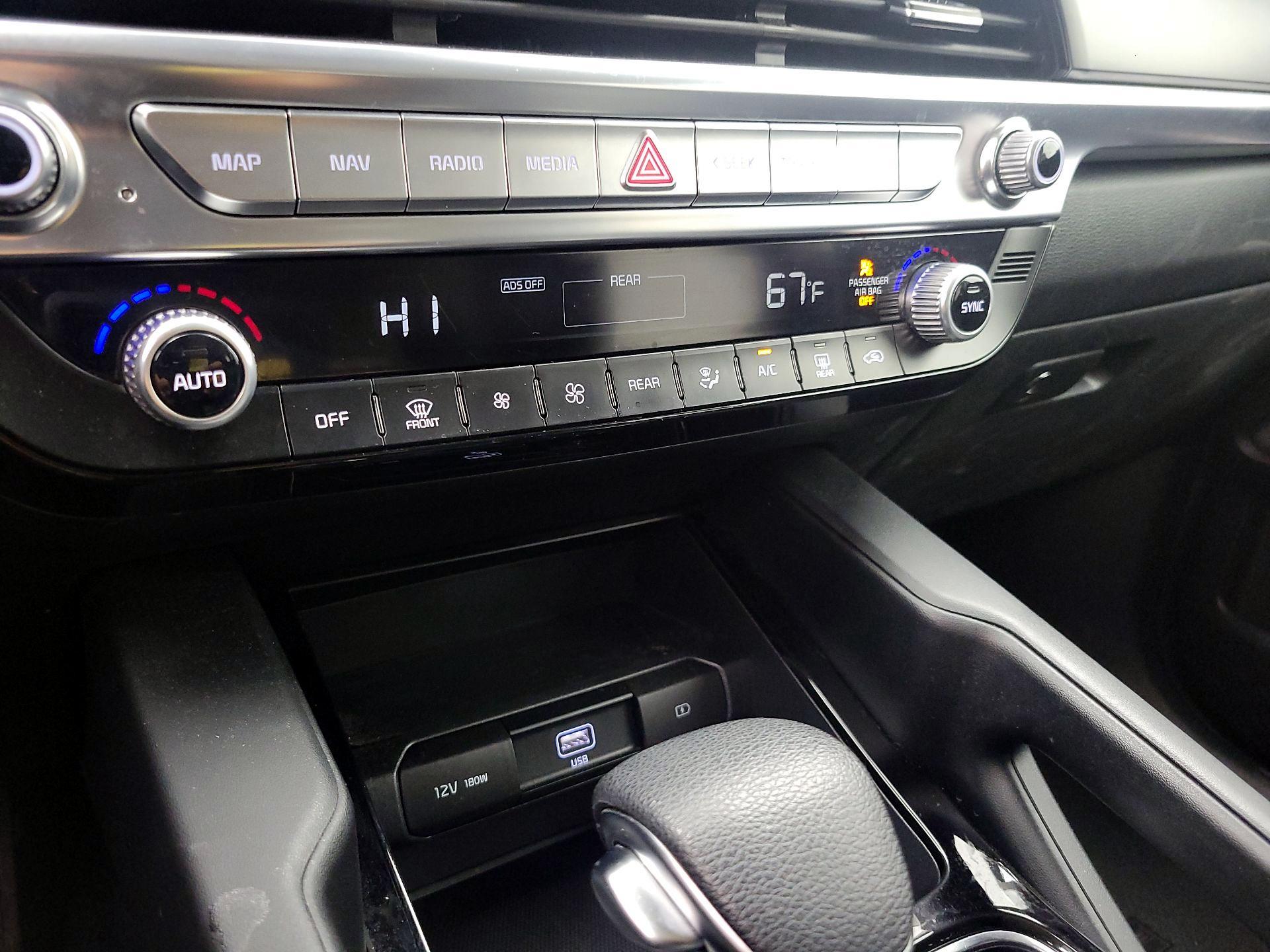 Thumbnail: 2022 Kia Telluride - 16