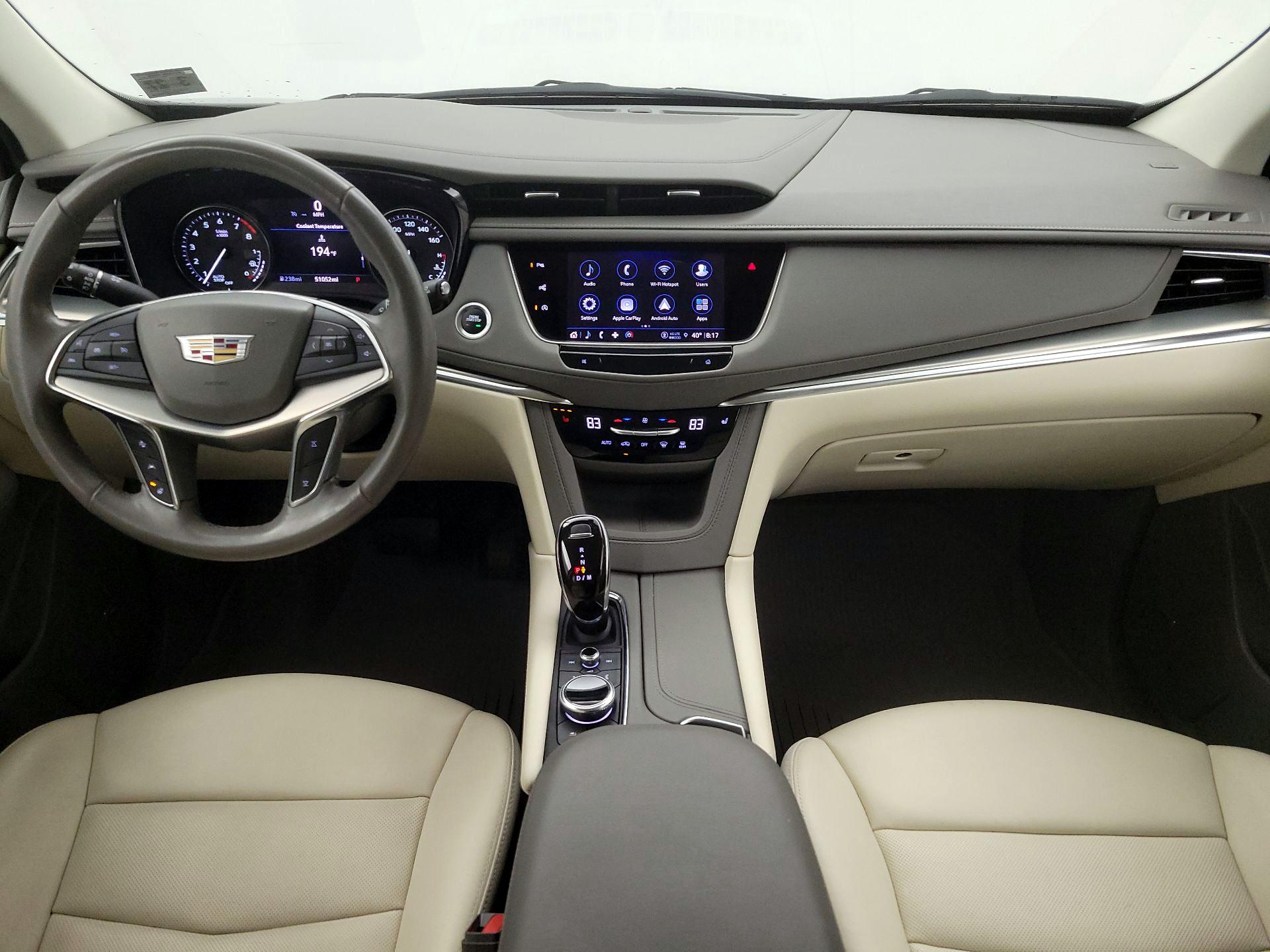 Thumbnail: 2022 Cadillac XT5 - 9