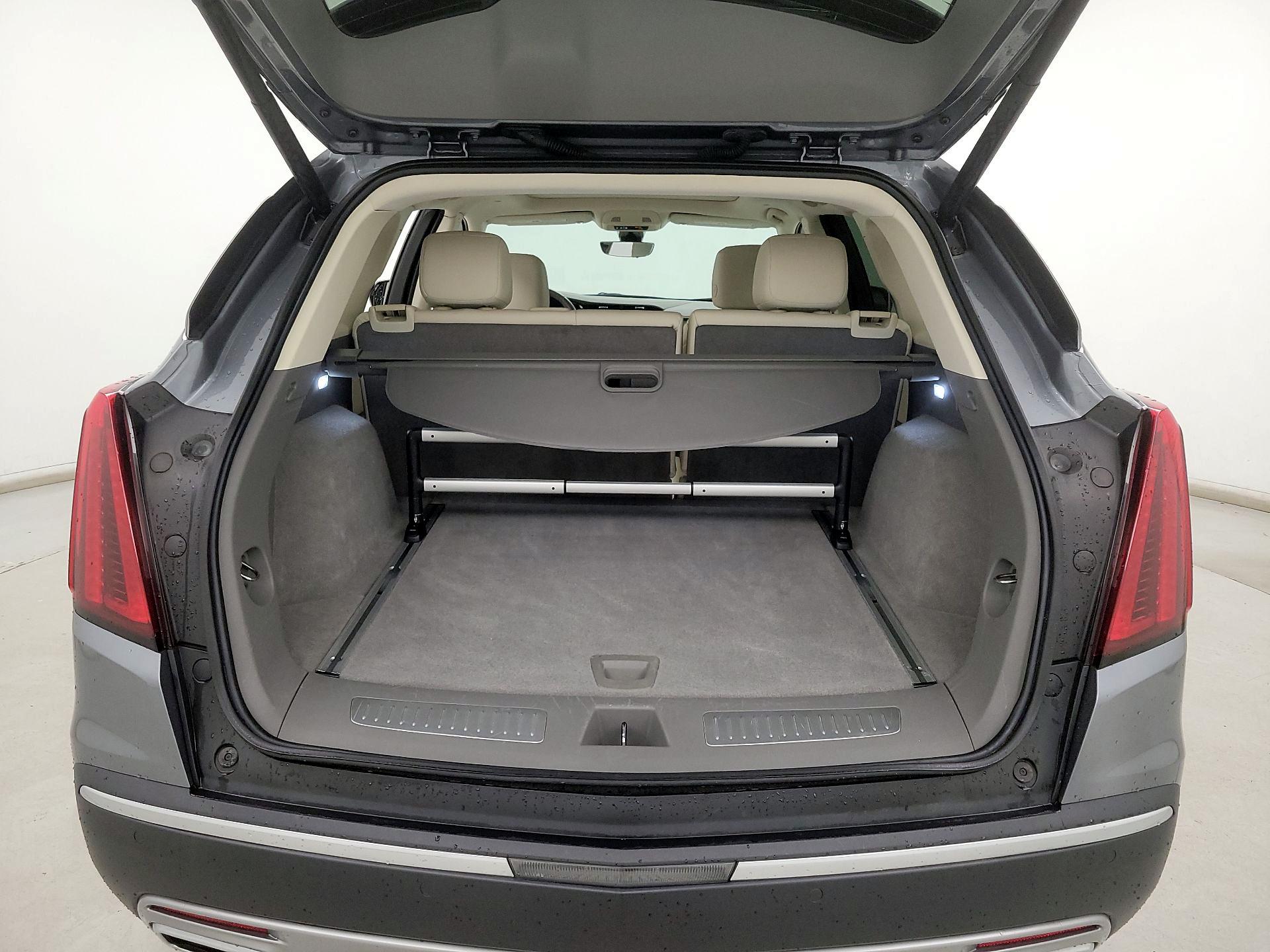 Thumbnail: 2022 Cadillac XT5 - 18