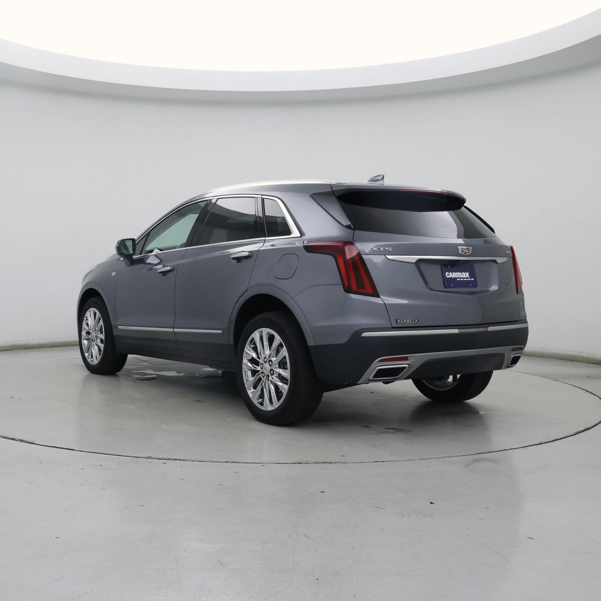 Thumbnail: 2022 Cadillac XT5 - 2