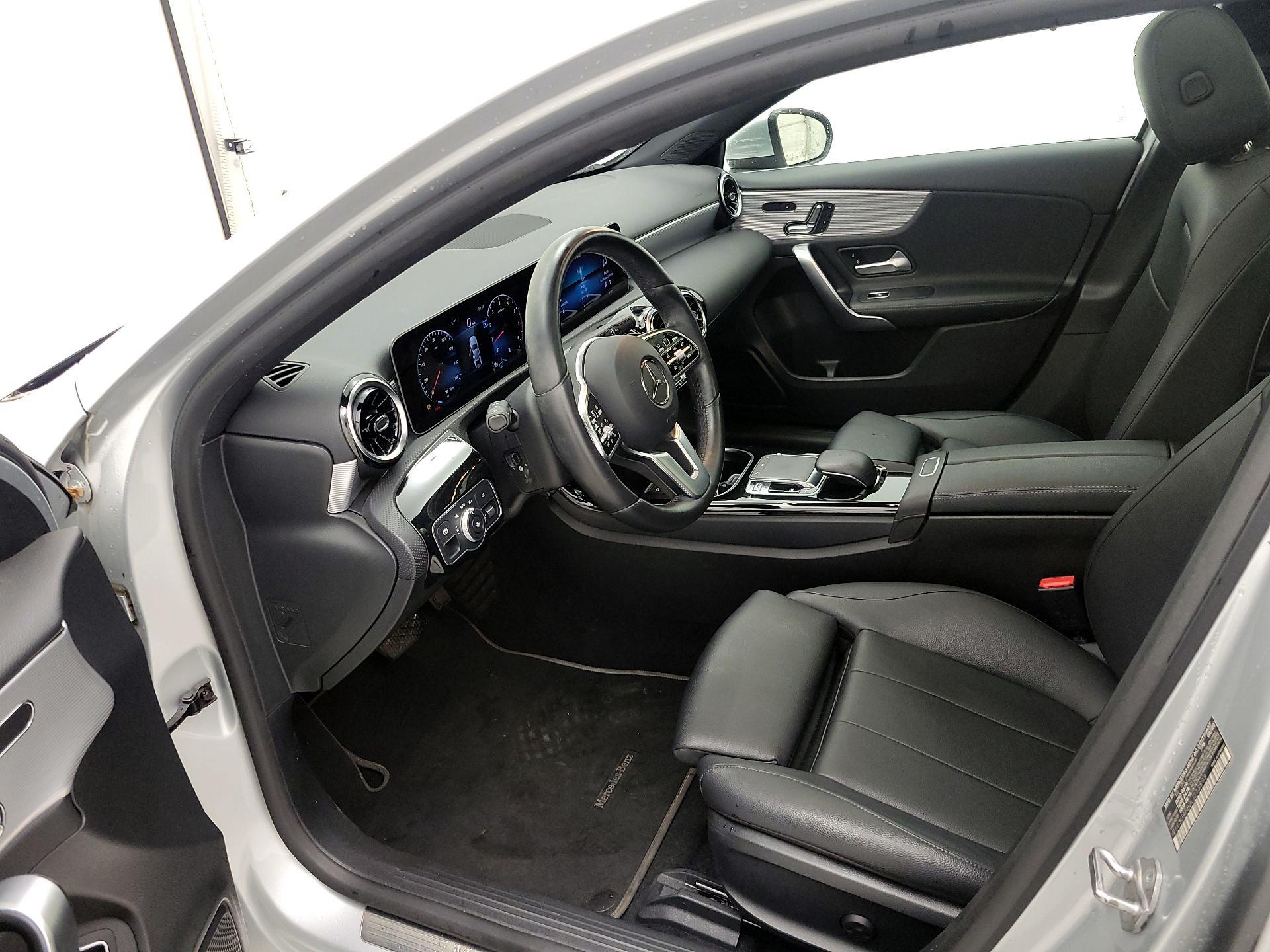 Thumbnail: 2020 Mercedes-Benz A-Class - 11