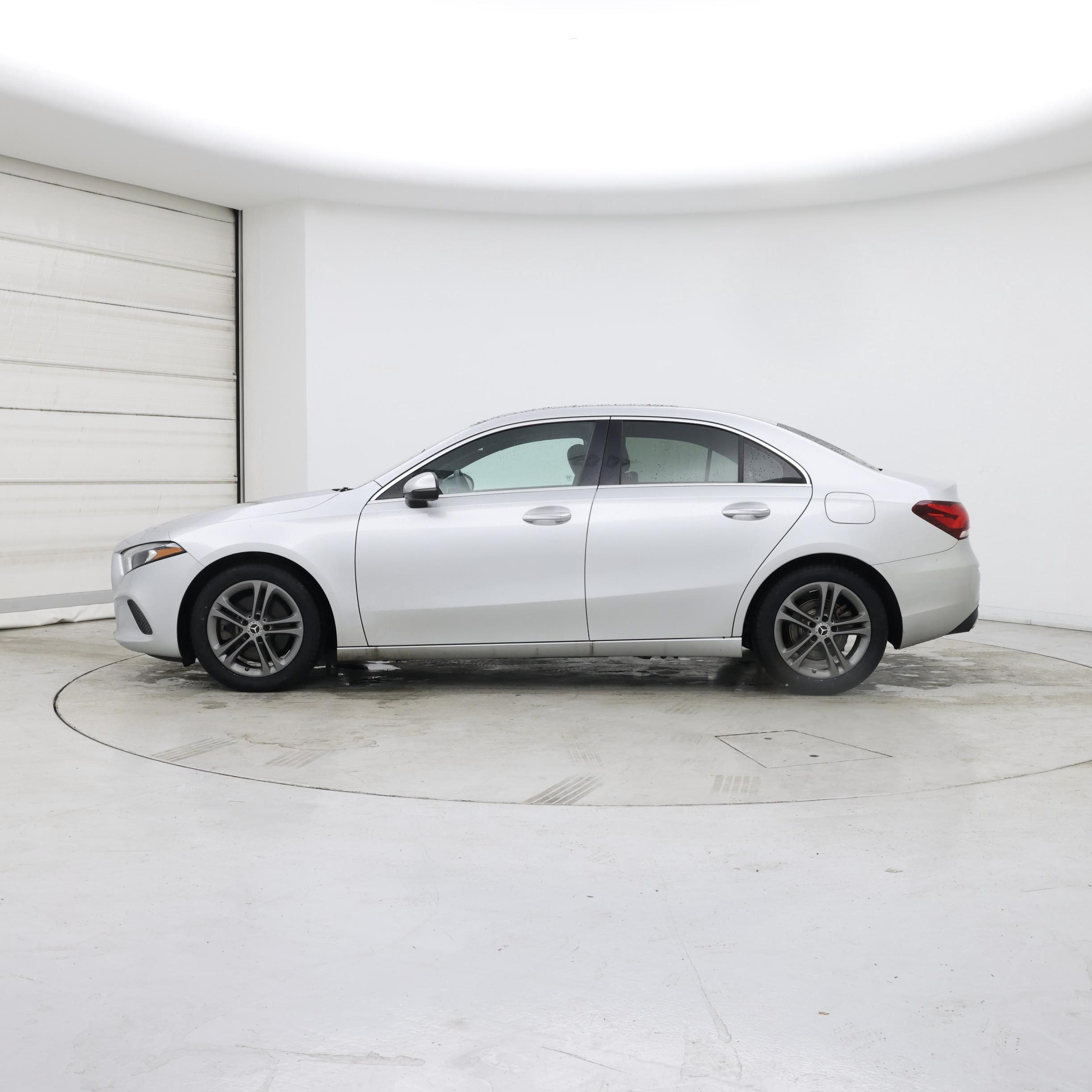 Thumbnail: 2020 Mercedes-Benz A-Class - 3