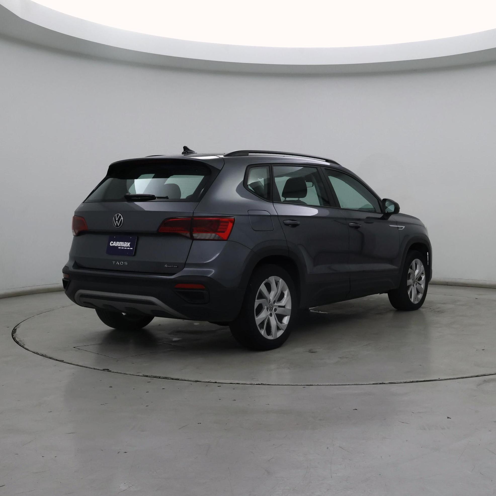 Thumbnail: 2023 Volkswagen Taos - 8