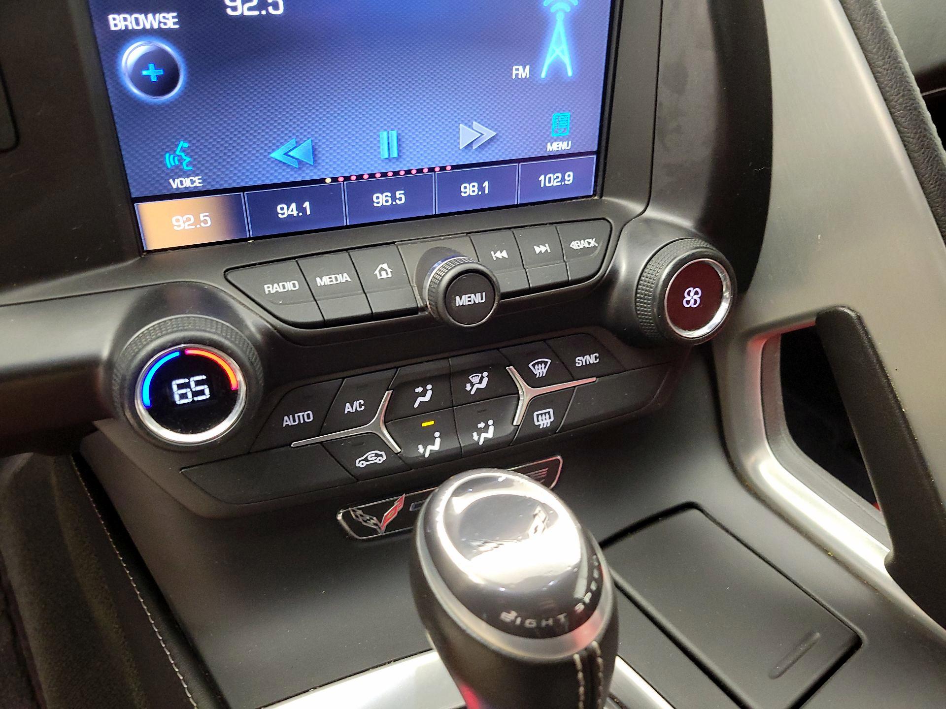 Thumbnail: 2015 Chevrolet Corvette - 16