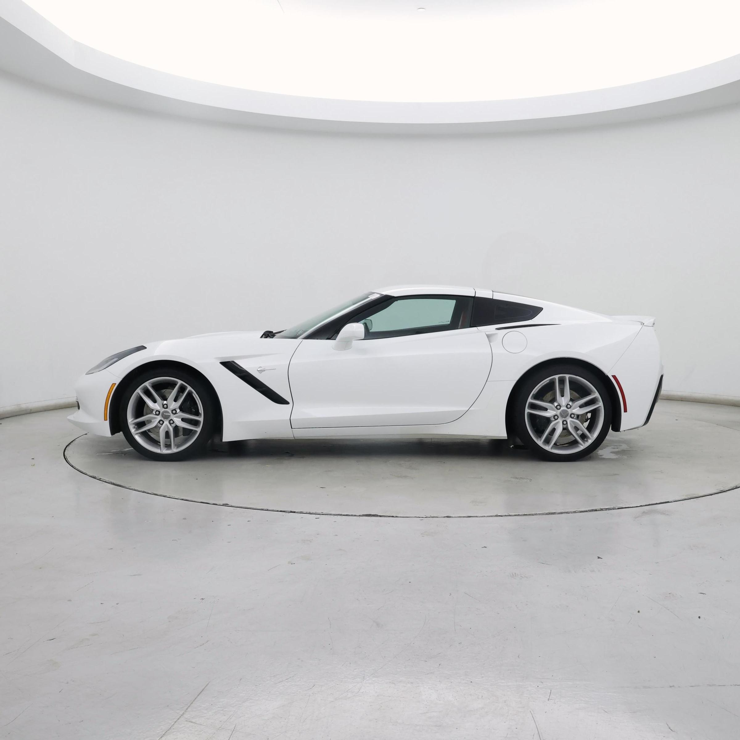 Thumbnail: 2015 Chevrolet Corvette - 3