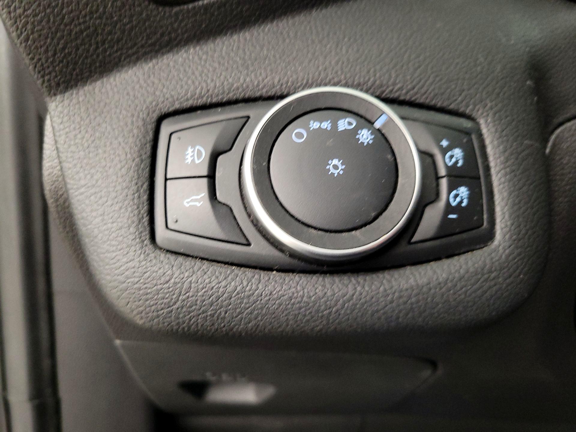 Thumbnail: 2017 Ford Escape - 13