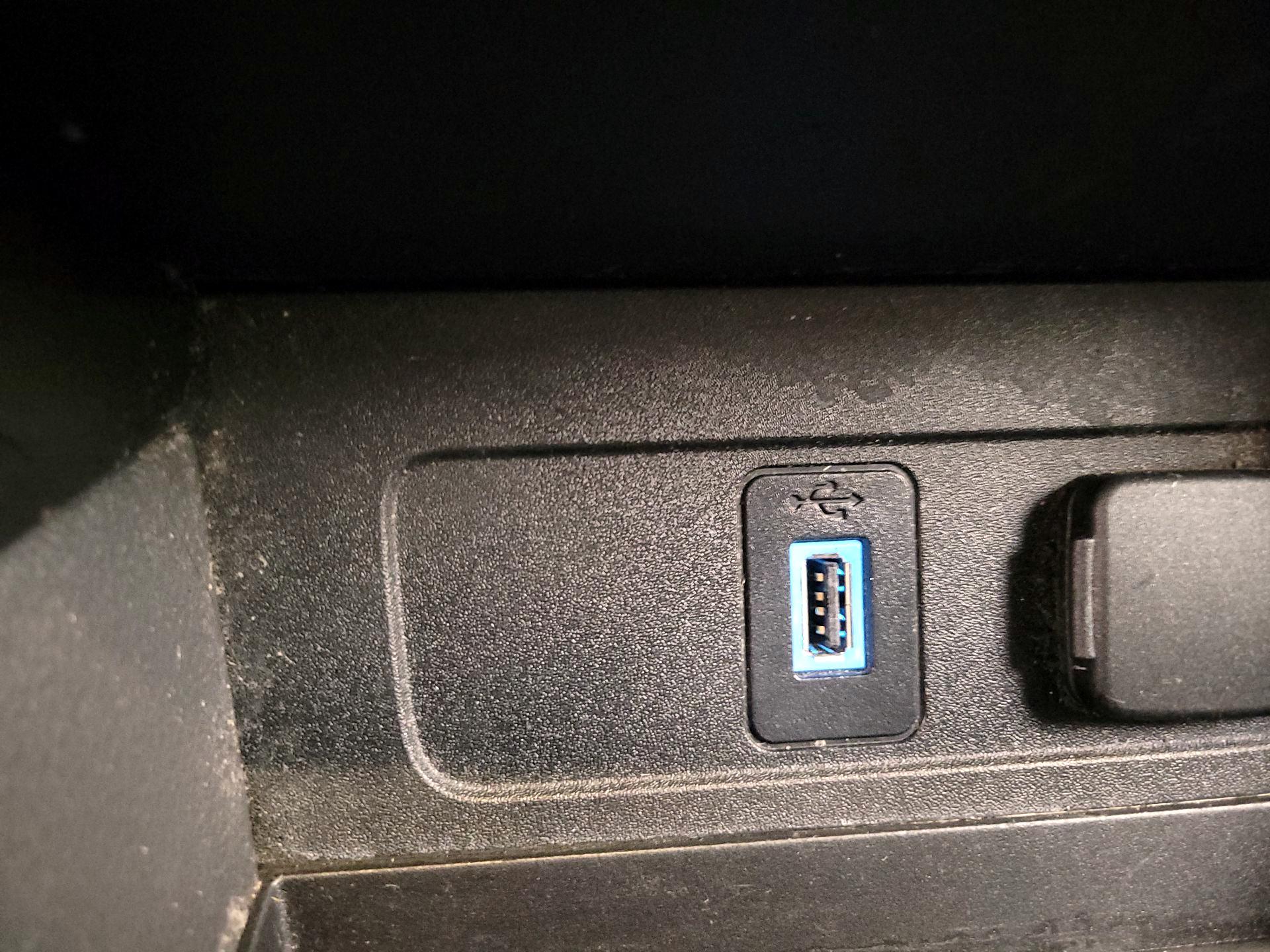 Thumbnail: 2017 Ford Escape - 18